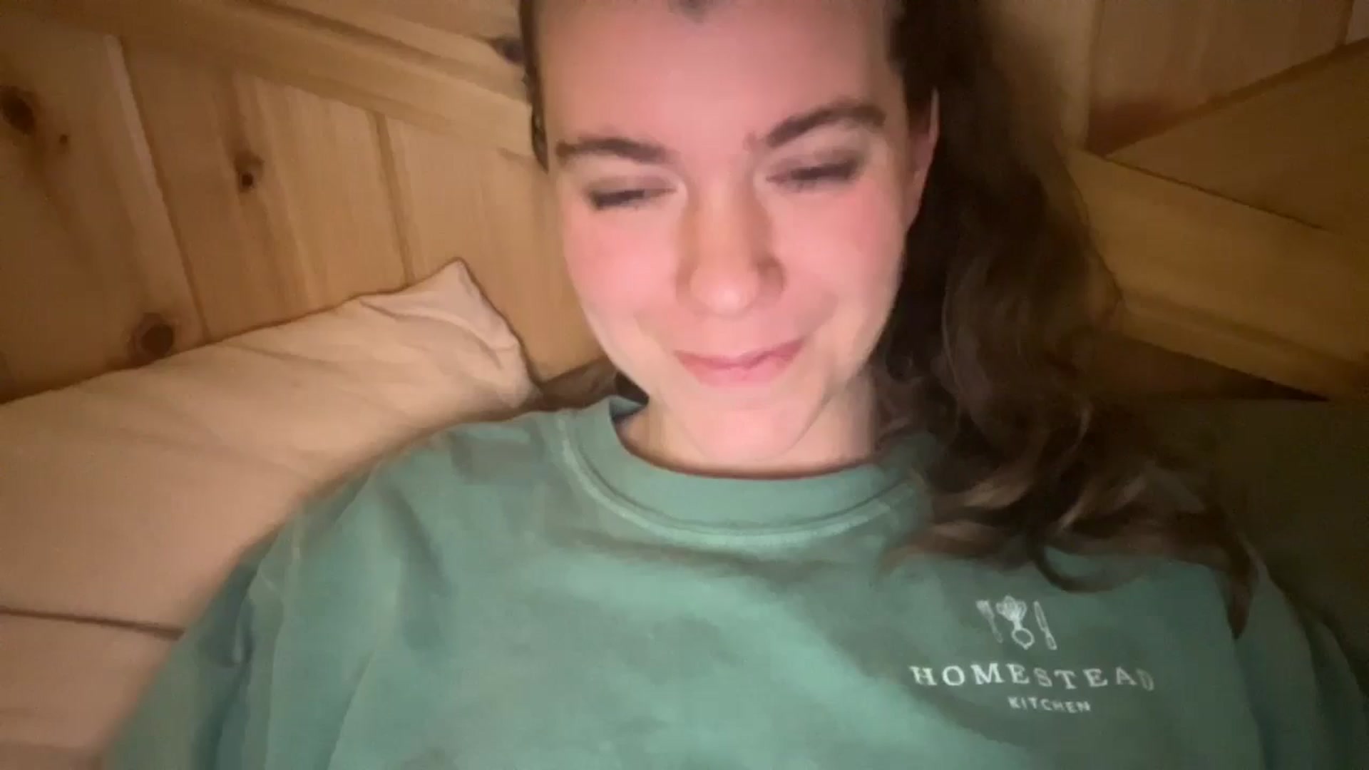 Gallery image thumbnail from Trixiegirl3's myfreecams stream on, 11/27/2025, 01:56 image 17 of 20