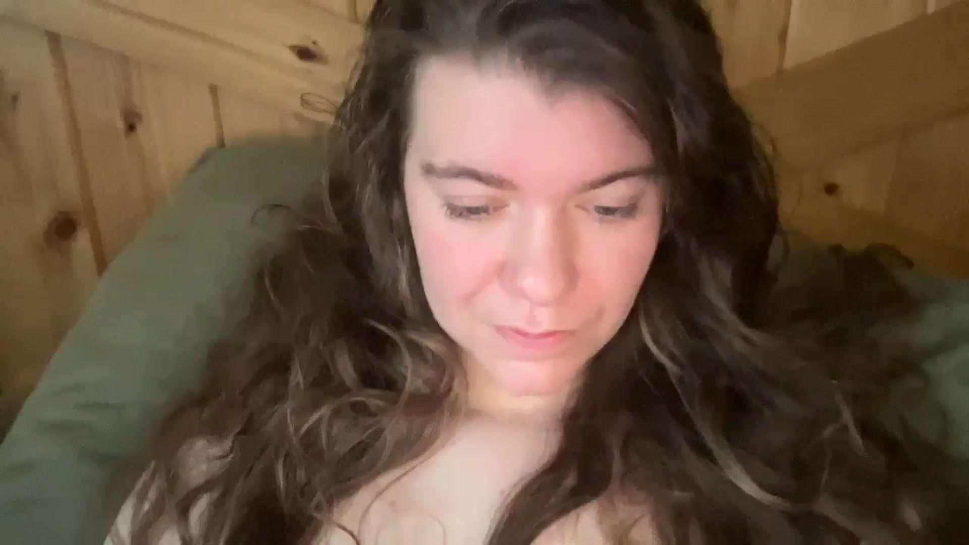 Gallery image thumbnail from Trixiegirl3's myfreecams stream on, 12/11/2025, 20:11 image 12 of 20
