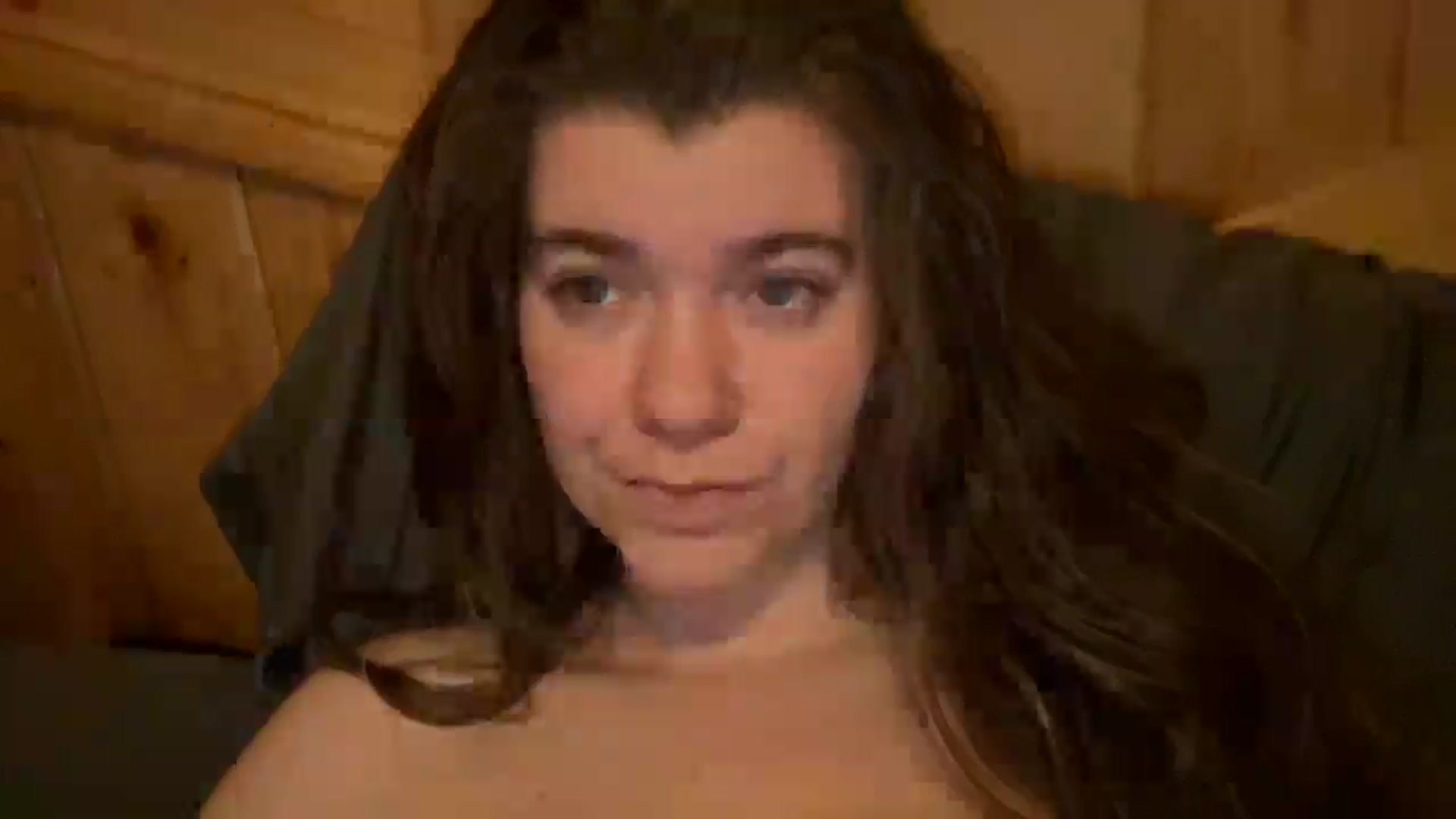 Gallery image thumbnail from Trixiegirl3's myfreecams stream on, 12/15/2025, 01:45 image 9 of 20