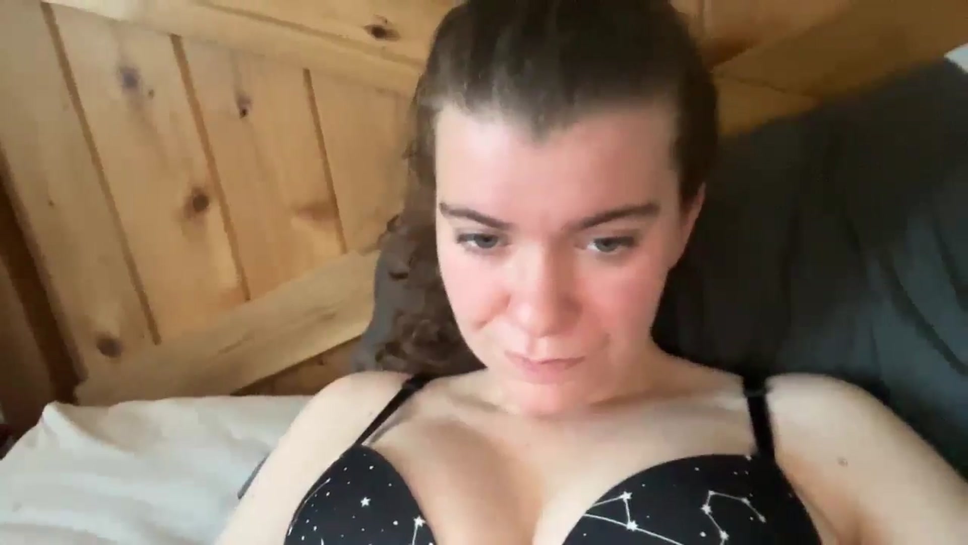 Gallery image thumbnail from Trixiegirl3's myfreecams stream on, 12/18/2025, 22:31 image 9 of 20
