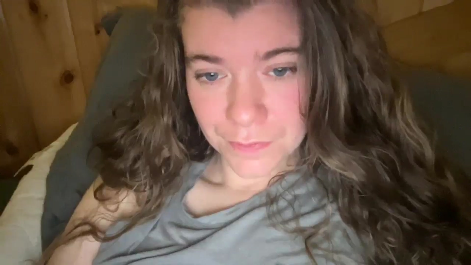 Gallery image thumbnail from Trixiegirl3's myfreecams stream on, 12/29/2025, 20:01 image 7 of 20