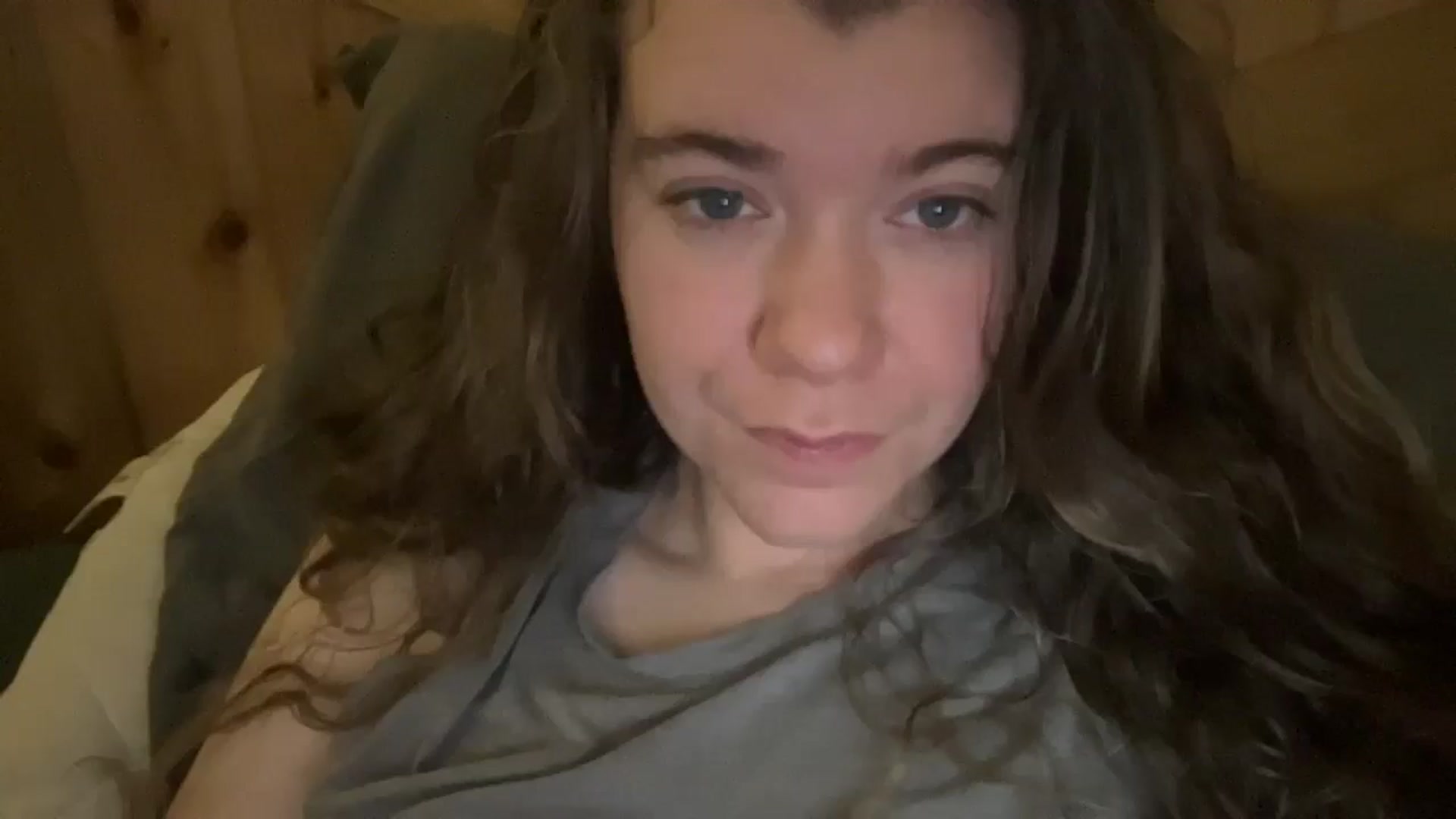 Gallery image thumbnail from Trixiegirl3's myfreecams stream on, 12/29/2025, 20:01 image 6 of 20