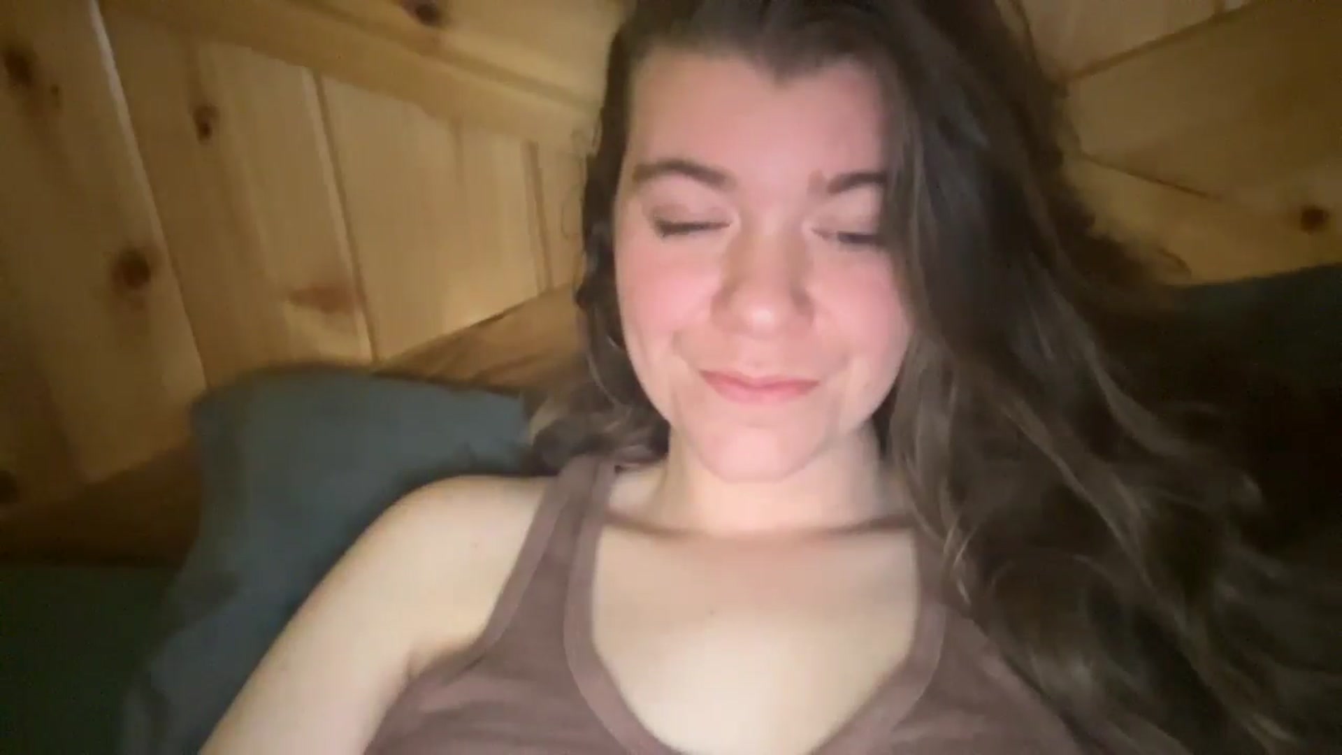 Gallery image thumbnail from Trixiegirl3's myfreecams stream on, 01/06/2026, 24:56 image 19 of 20