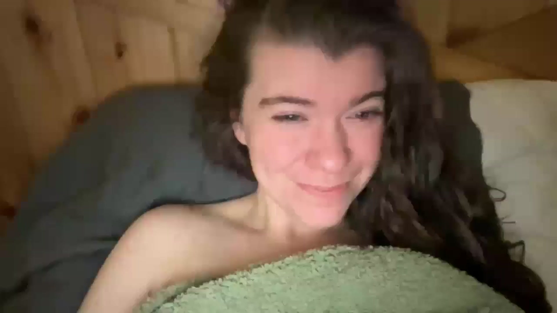 Gallery image thumbnail from Trixiegirl3's myfreecams stream on, 01/06/2026, 22:01 image 2 of 20
