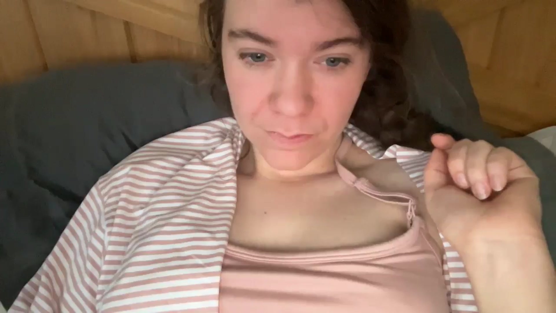 Gallery image thumbnail from Trixiegirl3's myfreecams stream on, 01/11/2026, 19:54 image 17 of 20