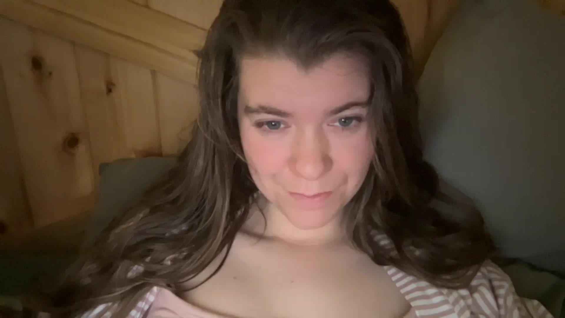 Gallery image thumbnail from Trixiegirl3's myfreecams stream on, 01/13/2026, 20:25 image 18 of 20
