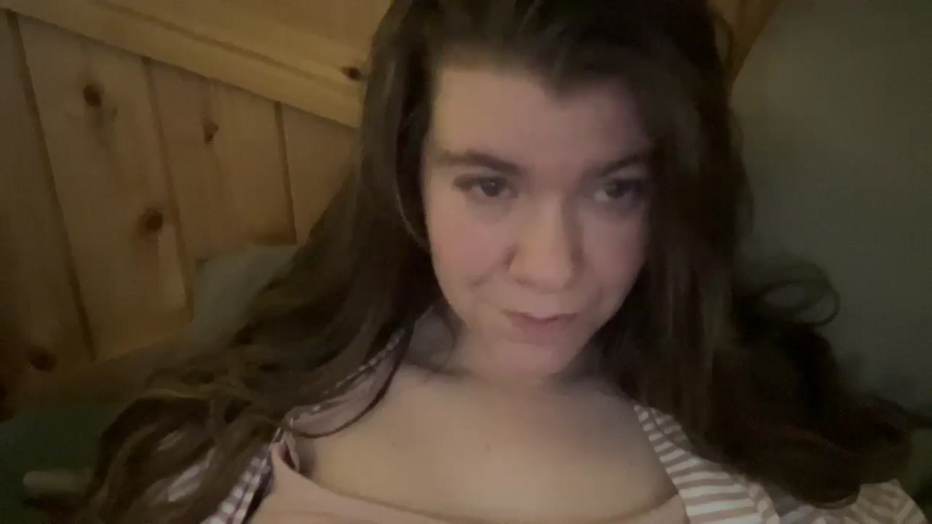 Gallery image thumbnail from Trixiegirl3's myfreecams stream on, 01/13/2026, 20:25 image 5 of 20