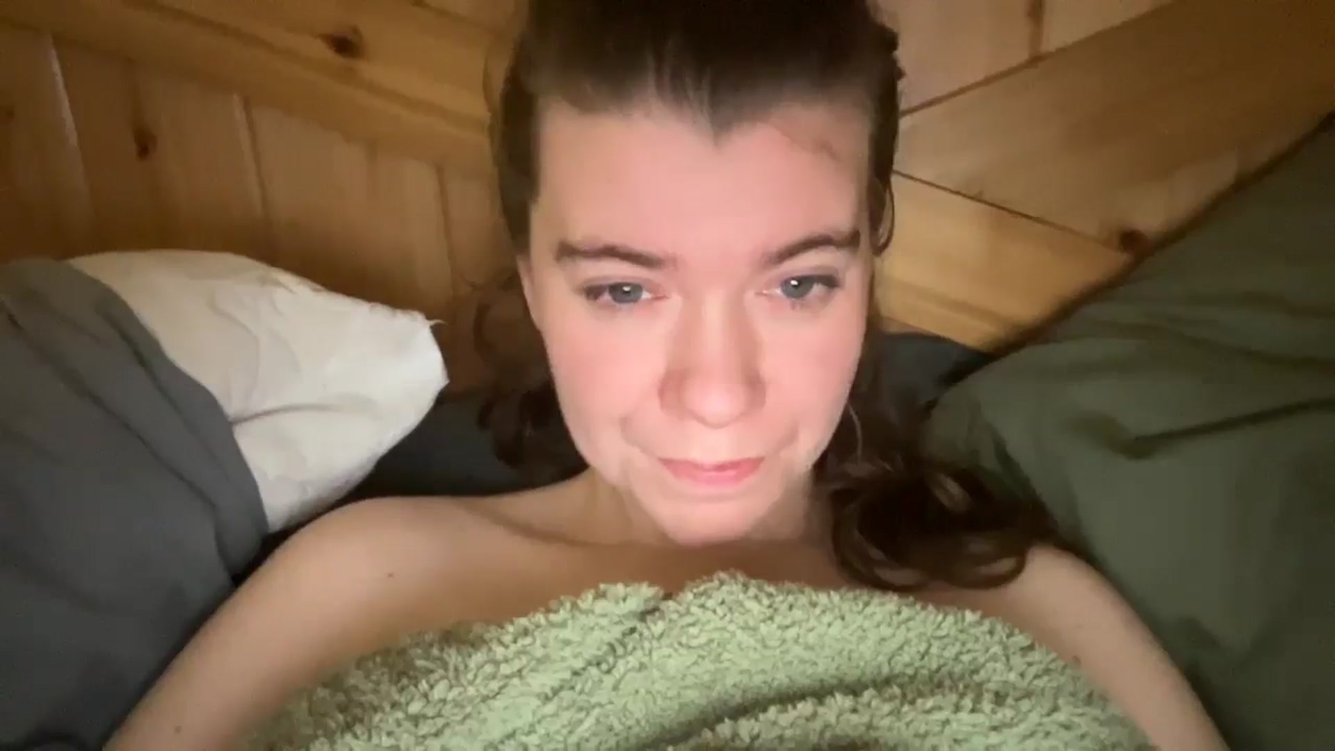 Gallery image thumbnail from Trixiegirl3's myfreecams stream on, 01/14/2026, 24:31 image 17 of 20