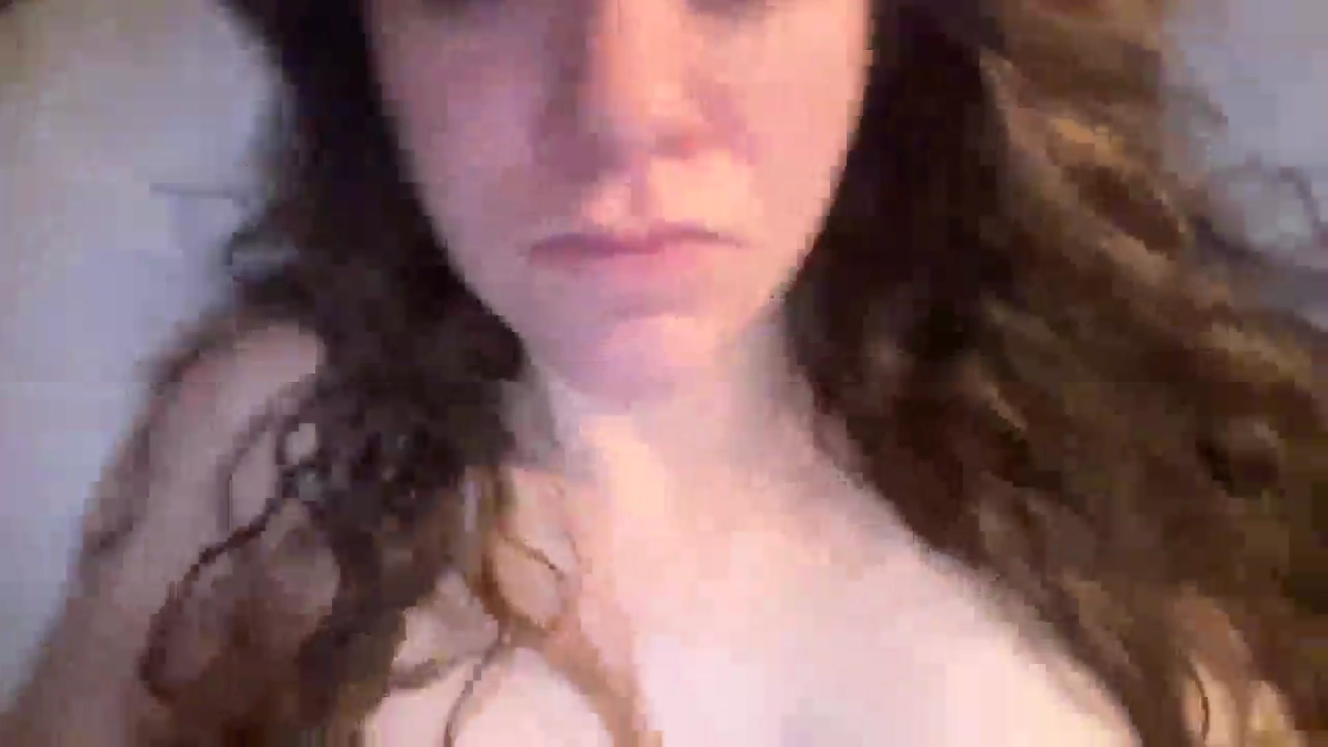Gallery image thumbnail from Trixiegirl3's myfreecams stream on, 01/15/2026, 17:42 image 18 of 20