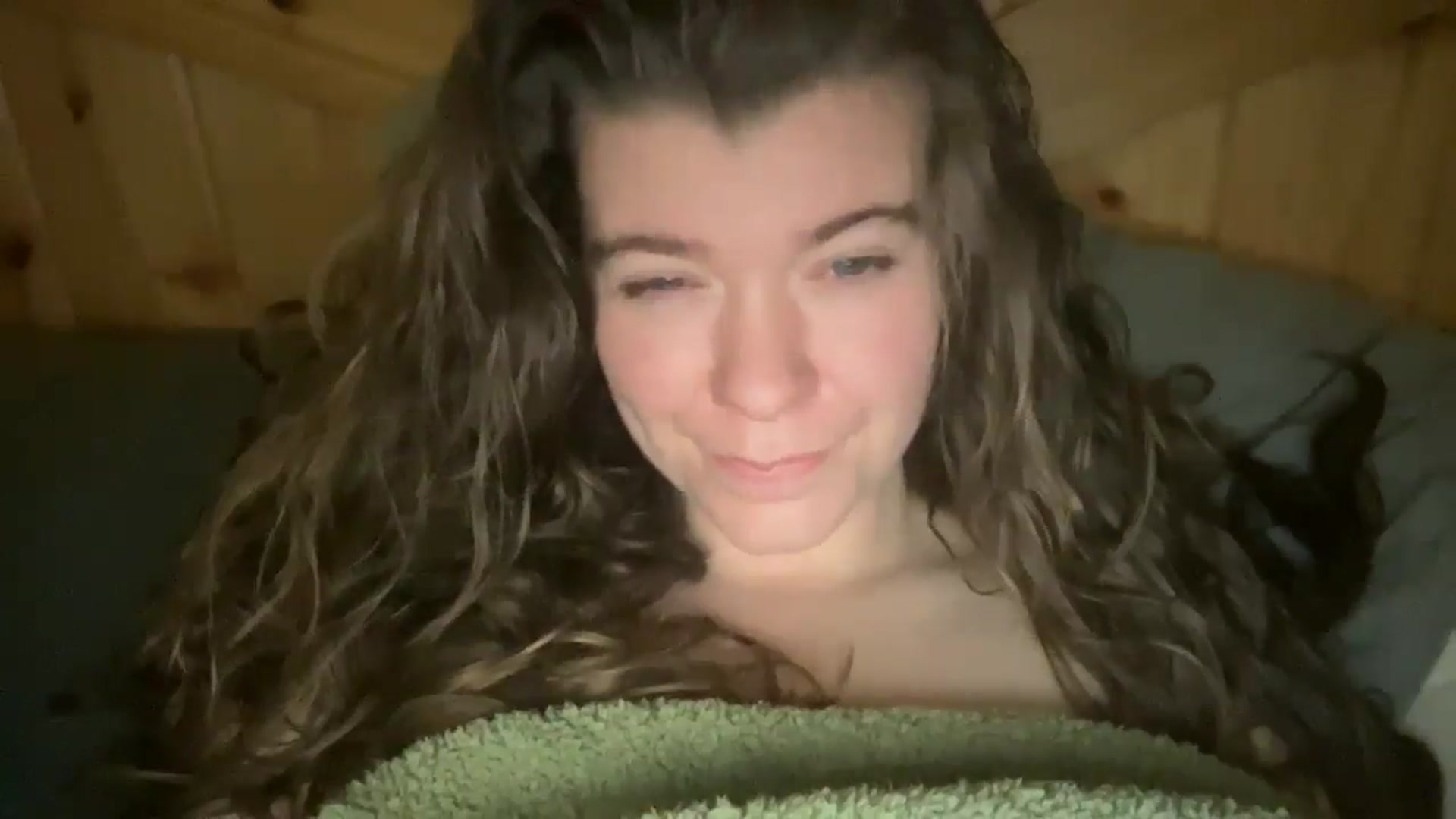 Gallery image thumbnail from Trixiegirl3's myfreecams stream on, 01/16/2026, 01:52 image 18 of 20