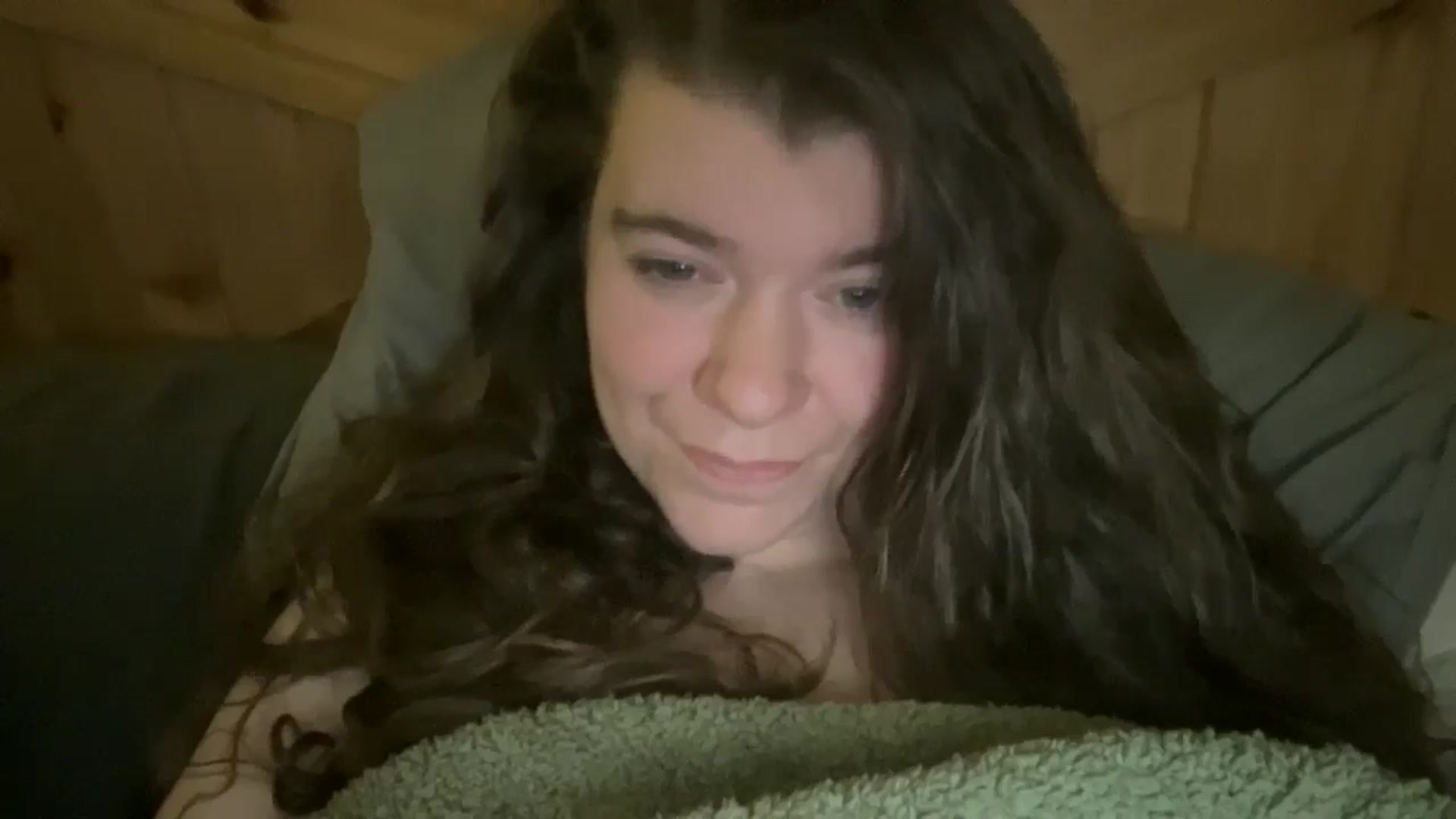 Gallery image thumbnail from Trixiegirl3's myfreecams stream on, 01/16/2026, 01:52 image 14 of 20