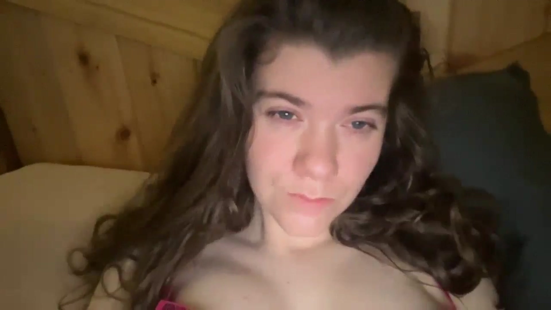 Gallery image thumbnail from Trixiegirl3's myfreecams stream on, 01/30/2026, 24:05 image 4 of 20