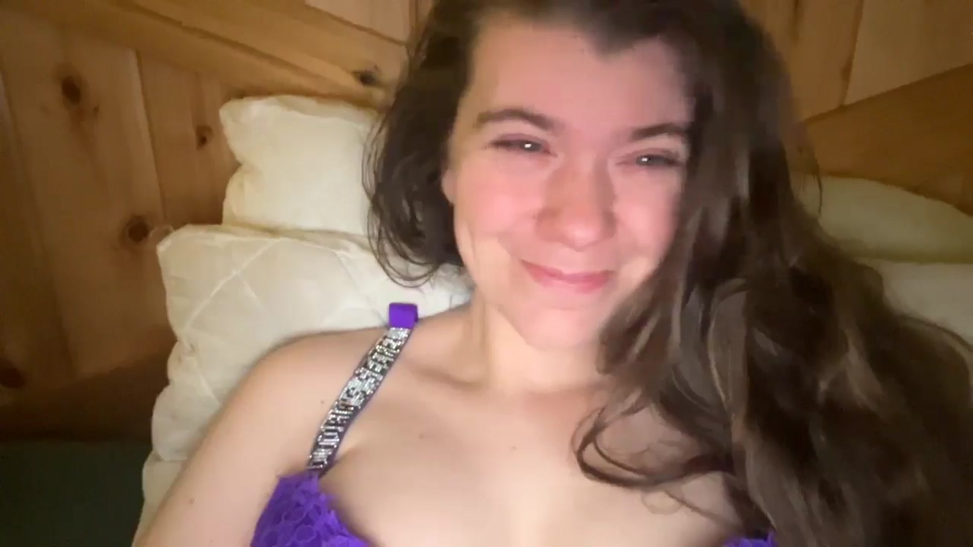 Gallery image thumbnail from Trixiegirl3's myfreecams stream on, 02/09/2026, 03:39 image 2 of 20