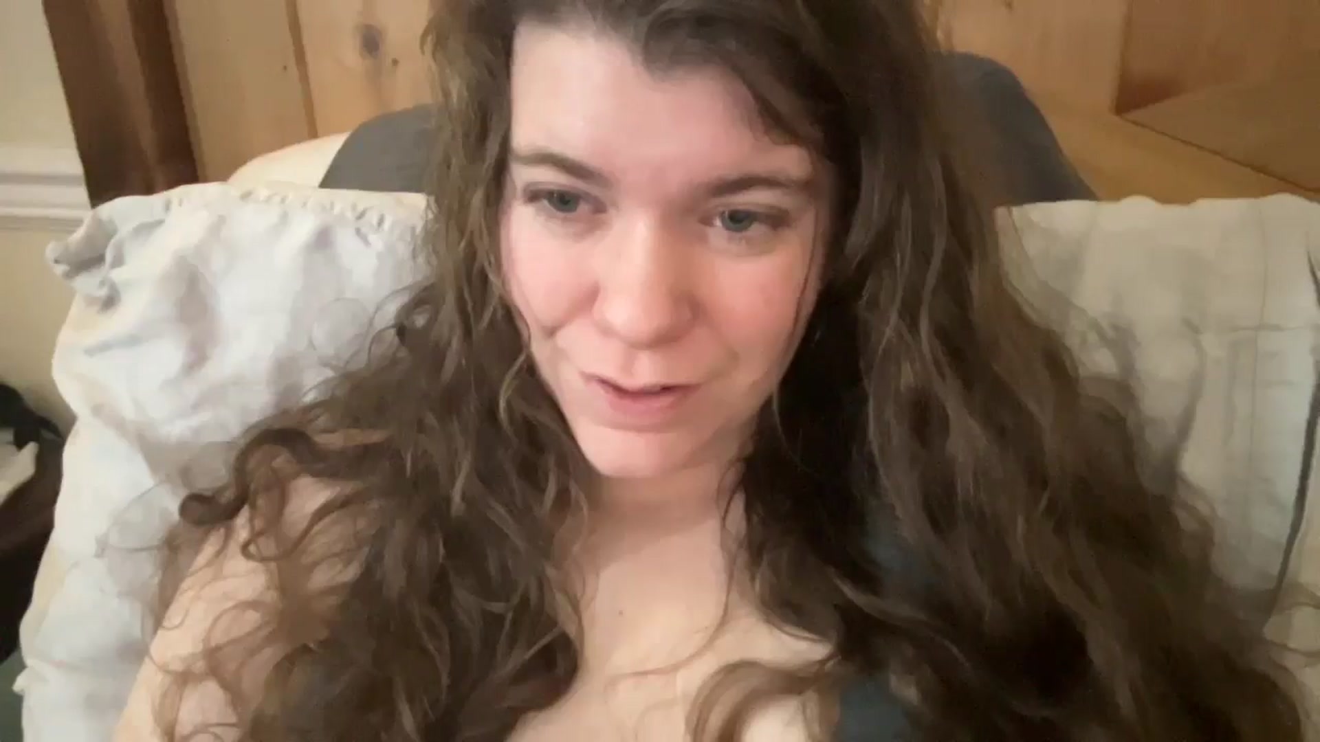 Gallery image thumbnail from Trixiegirl3's myfreecams stream on, 02/11/2026, 24:29 image 17 of 20