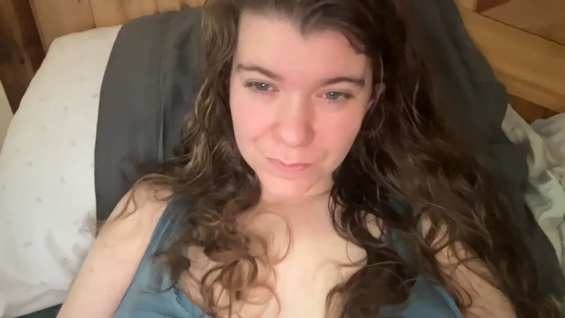 Gallery image thumbnail from Trixiegirl3's myfreecams stream on, 02/11/2026, 24:29 image 2 of 20