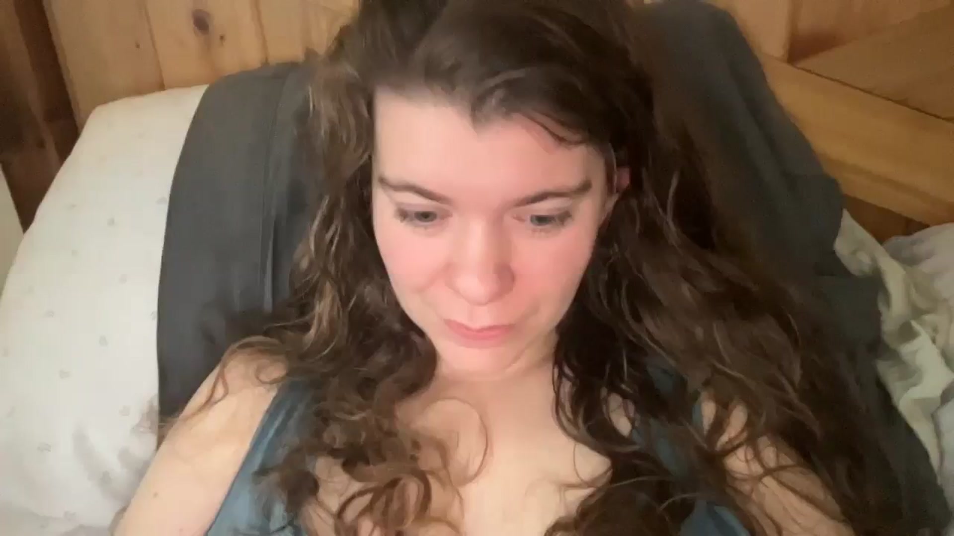 Gallery image thumbnail from Trixiegirl3's myfreecams stream on, 02/11/2026, 24:29 image 1 of 20