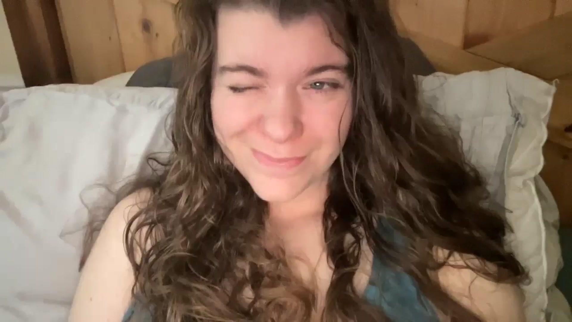 Gallery image thumbnail from Trixiegirl3's myfreecams stream on, 02/11/2026, 24:29 image 4 of 20