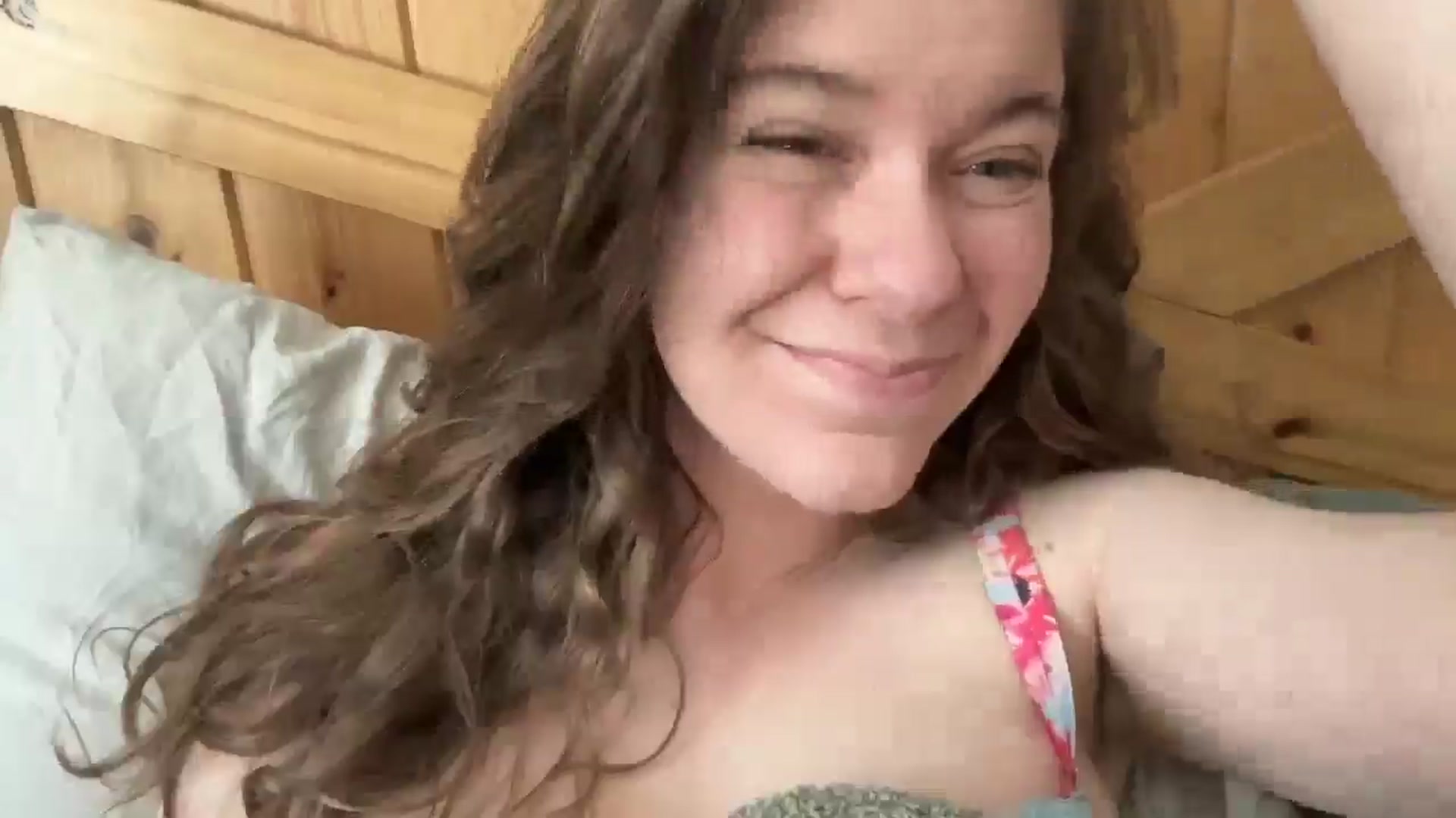 Gallery image thumbnail from Trixiegirl3's myfreecams stream on, 03/12/2026, 24:23 image 11 of 20