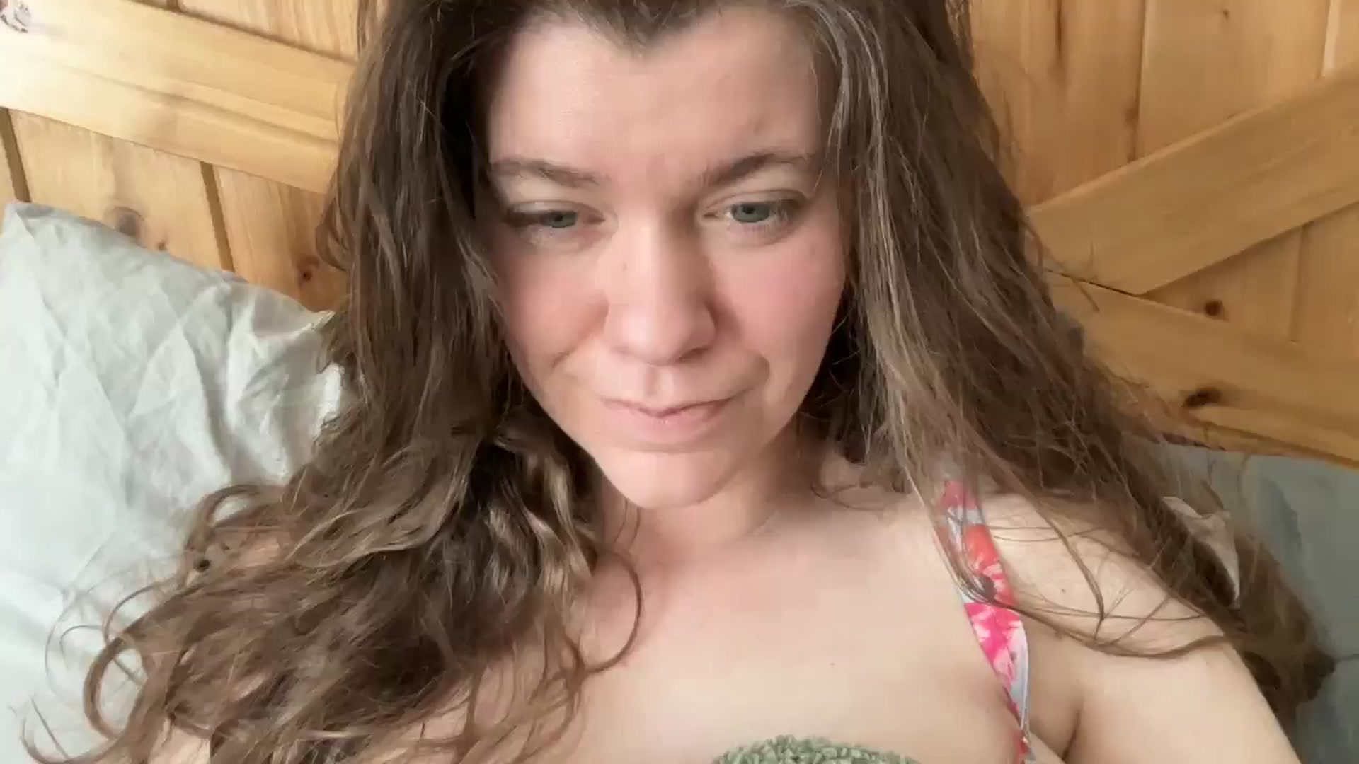 Gallery image thumbnail from Trixiegirl3's myfreecams stream on, 03/12/2026, 24:23 image 15 of 20