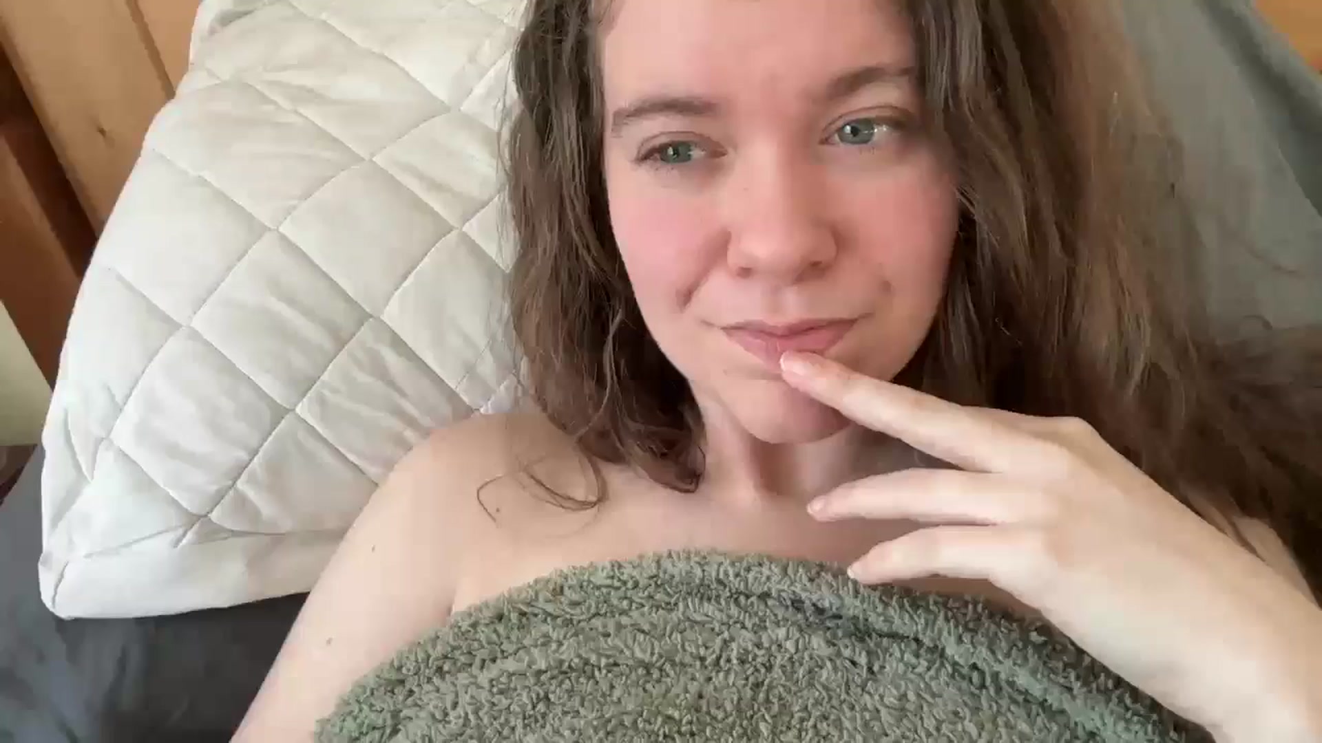 Gallery image thumbnail from Trixiegirl3's myfreecams stream on, 03/12/2026, 19:59 image 13 of 20