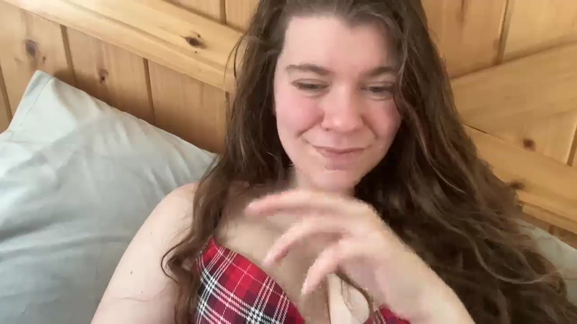 Gallery image thumbnail from Trixiegirl3's myfreecams stream on, 03/16/2026, 19:16 image 13 of 20