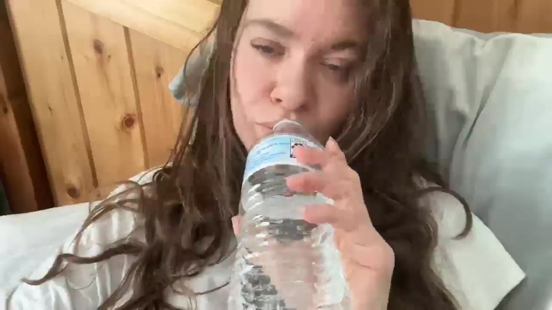 Gallery image thumbnail from Trixiegirl3's myfreecams stream on, 03/18/2026, 22:40 image 13 of 20