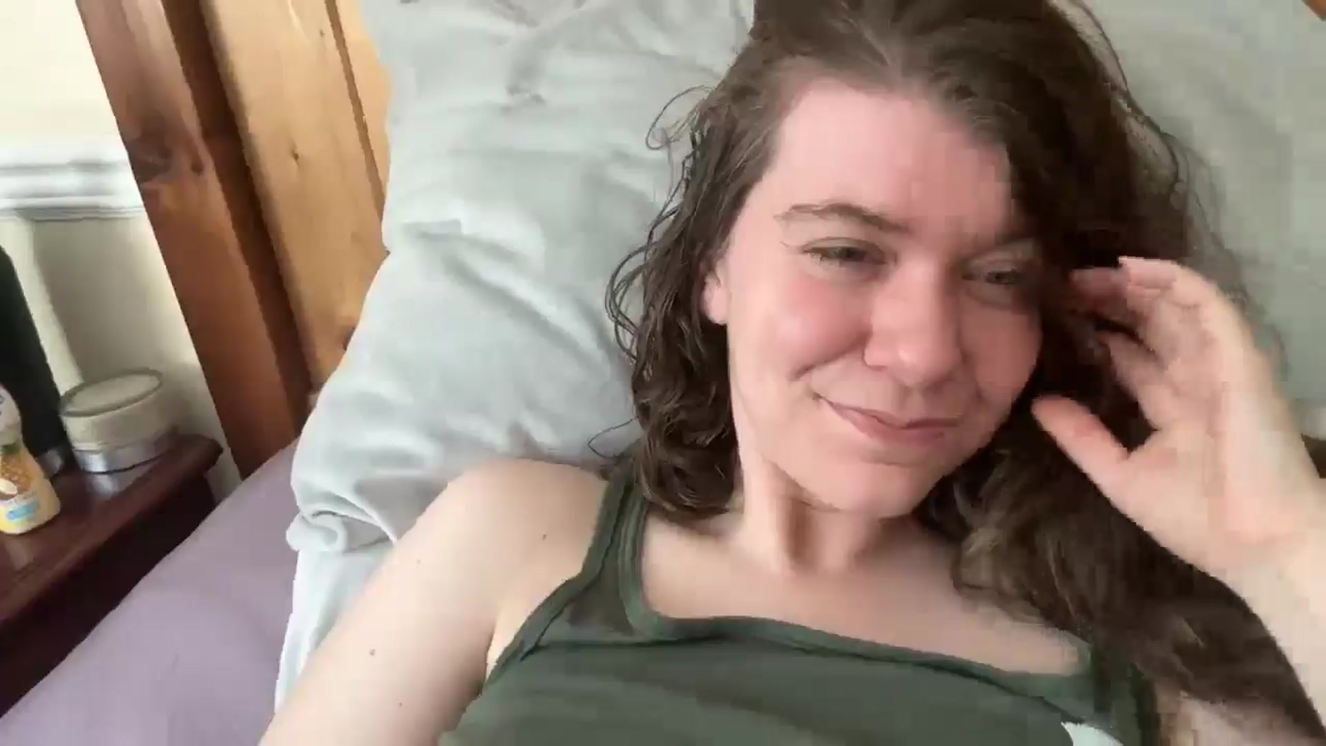 Gallery image thumbnail from Trixiegirl3's myfreecams stream on, 04/03/2026, 22:08 image 18 of 20