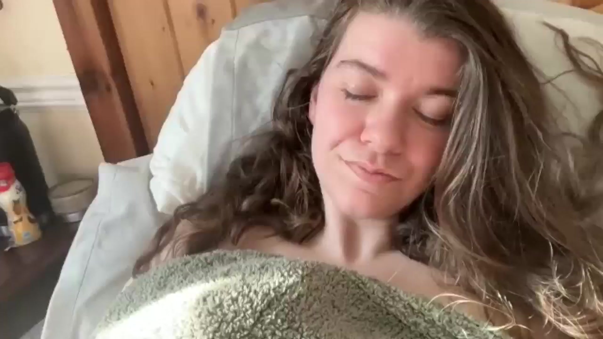 Gallery image thumbnail from Trixiegirl3's myfreecams stream on, 04/06/2026, 18:15 image 1 of 20