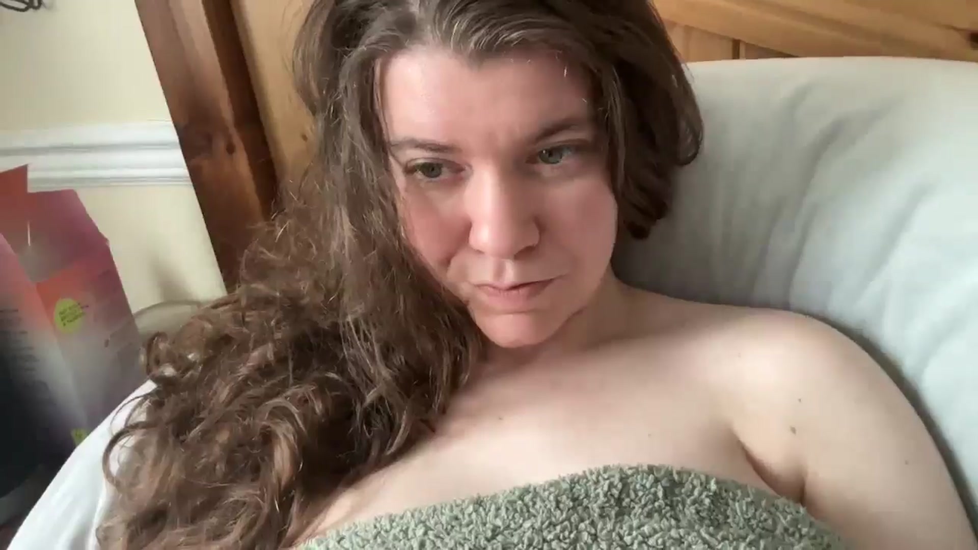 Gallery image thumbnail from Trixiegirl3's myfreecams stream on, 04/08/2026, 19:53 image 13 of 20