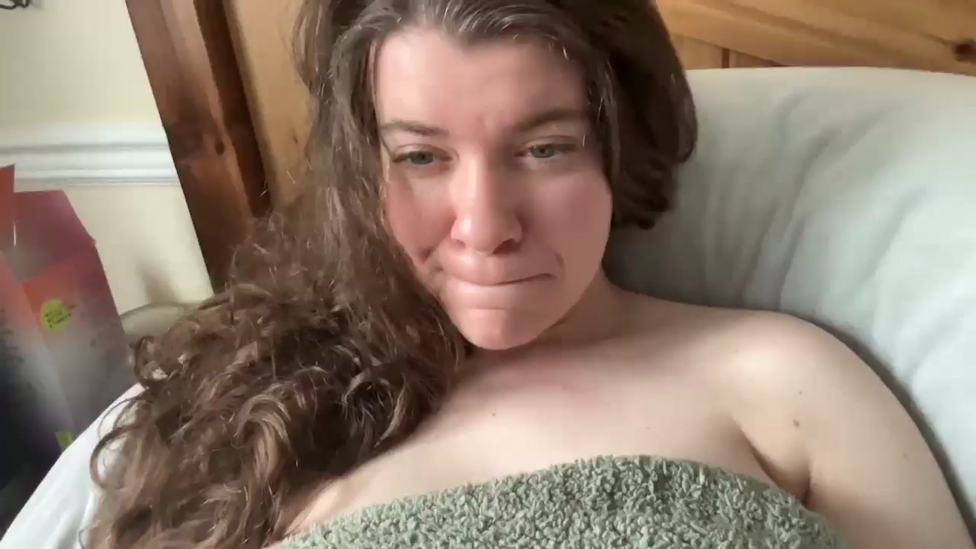 Gallery image thumbnail from Trixiegirl3's myfreecams stream on, 04/08/2026, 19:53 image 4 of 20