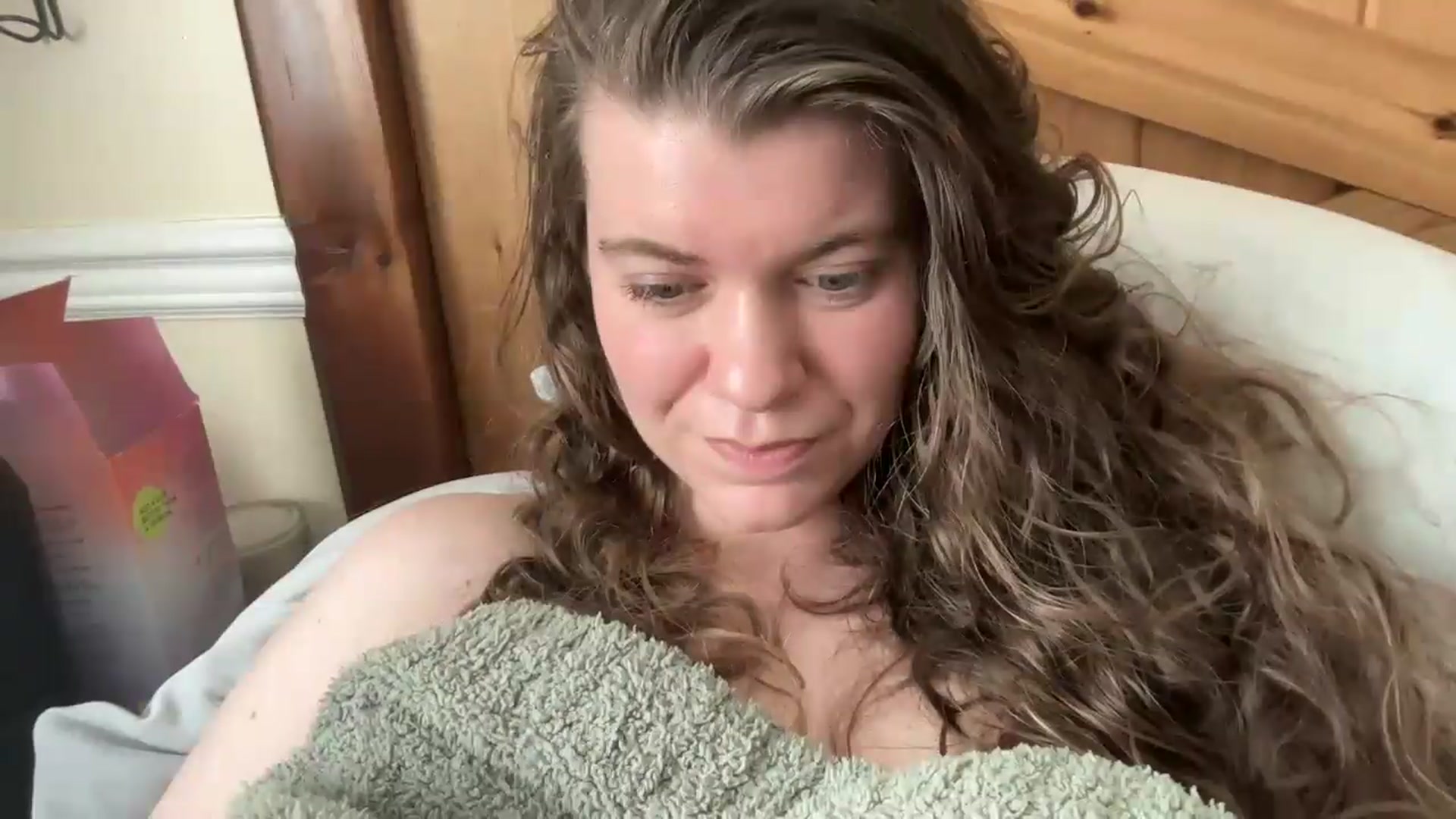 Gallery image thumbnail from Trixiegirl3's myfreecams stream on, 04/08/2026, 22:38 image 13 of 20