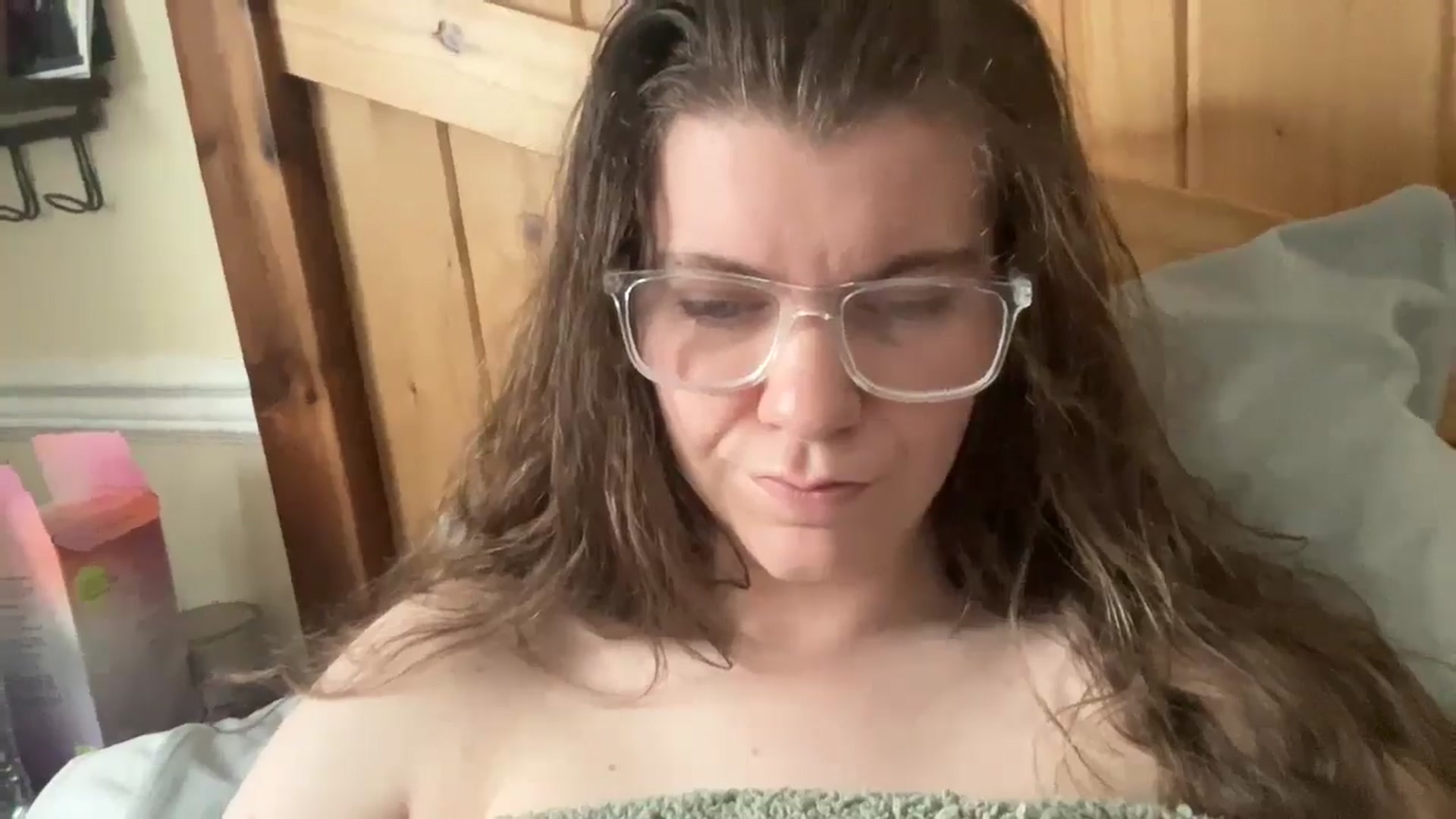 Gallery image thumbnail from Trixiegirl3's myfreecams stream on, 04/15/2026, 21:38 image 2 of 20