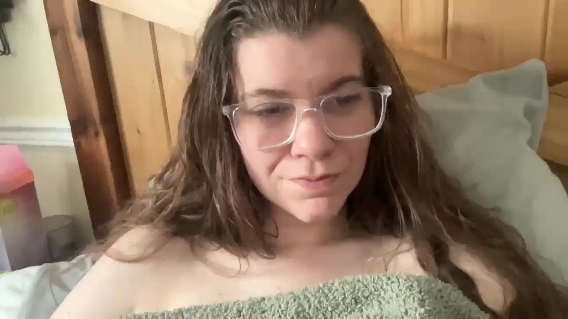Gallery image thumbnail from Trixiegirl3's myfreecams stream on, 04/15/2026, 21:38 image 12 of 20
