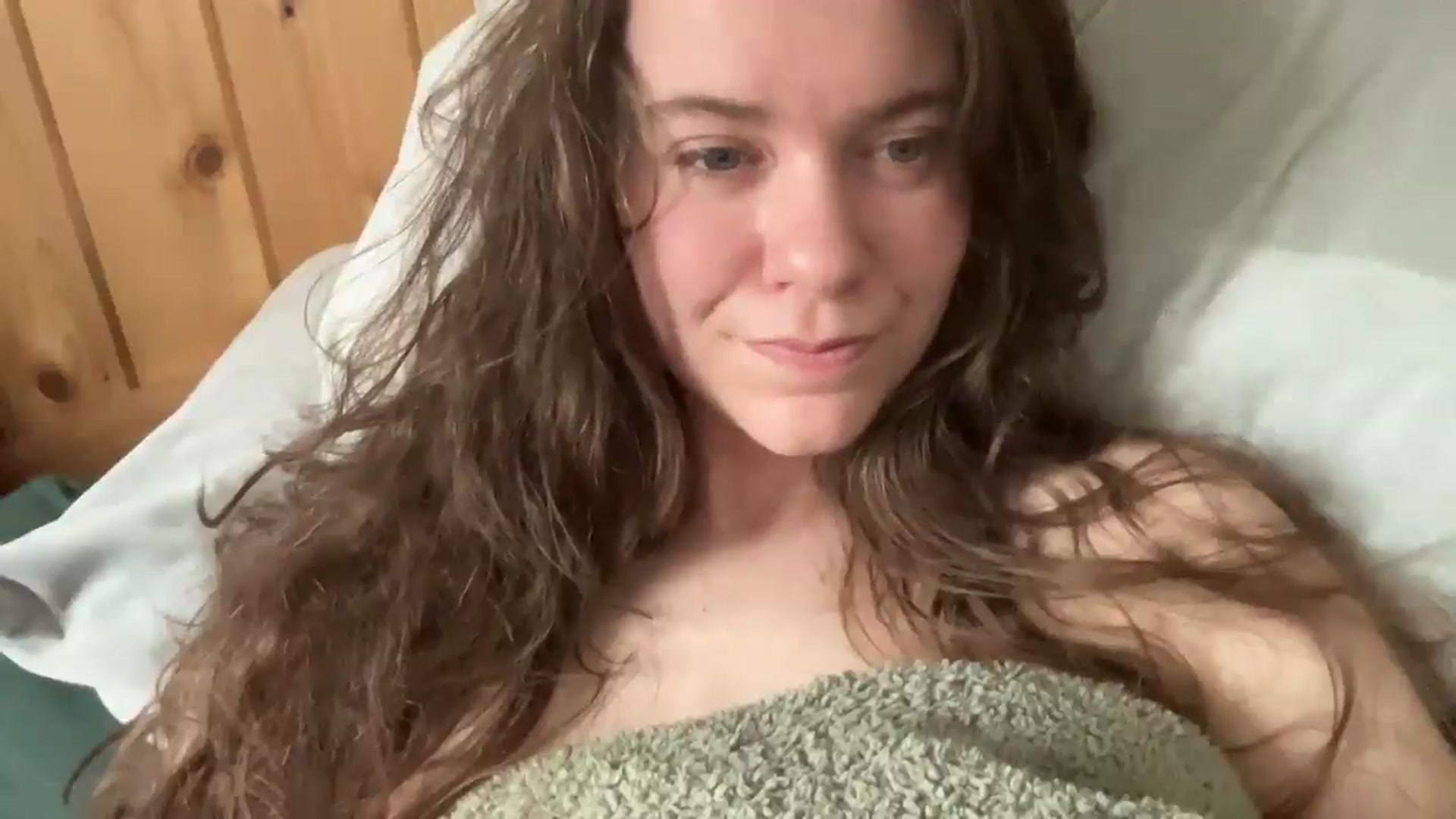 Gallery image thumbnail from Trixiegirl3's myfreecams stream on, 04/17/2026, 20:46 image 7 of 20