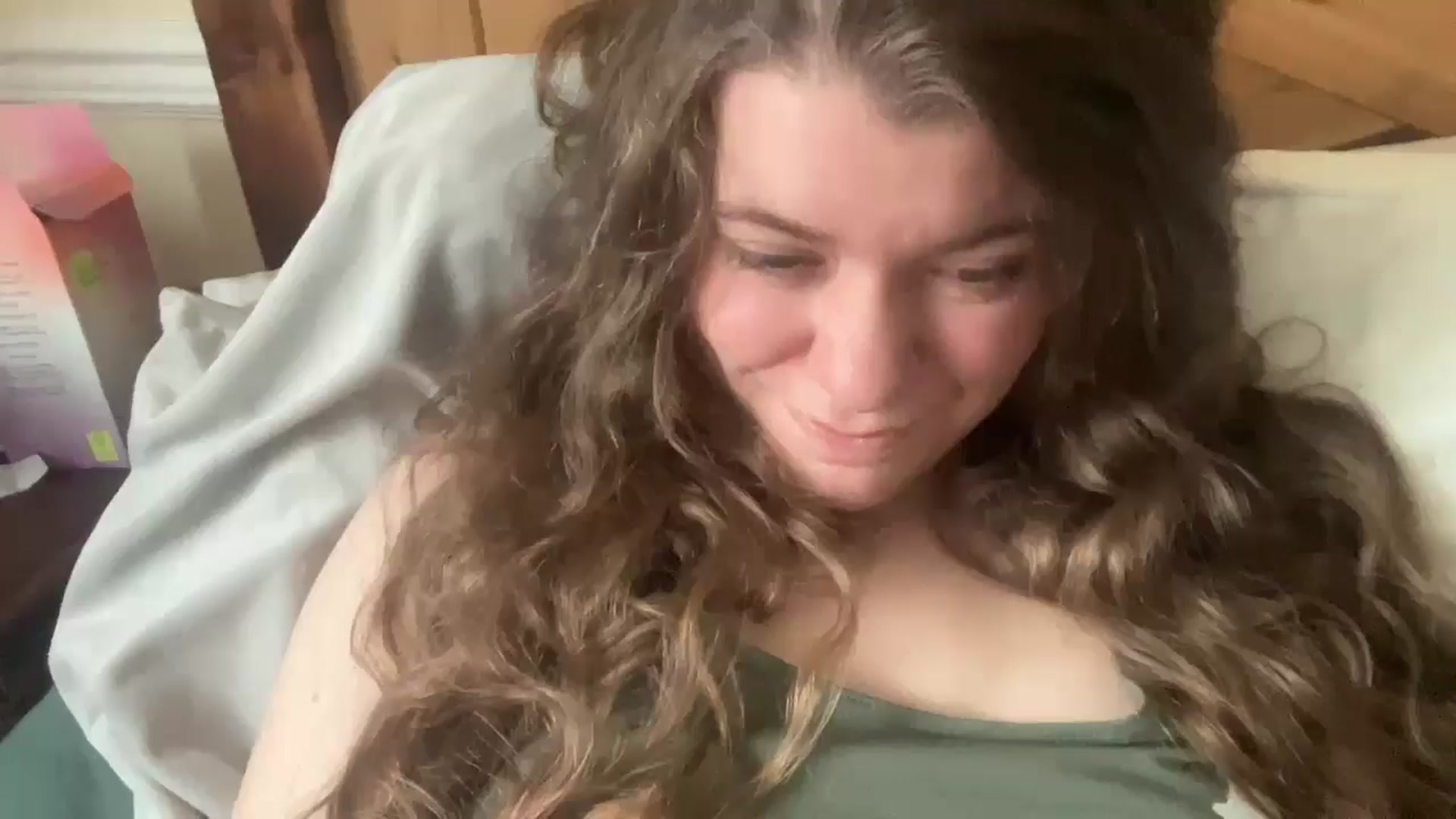Gallery image thumbnail from Trixiegirl3's myfreecams stream on, 04/18/2026, 18:24 image 13 of 20