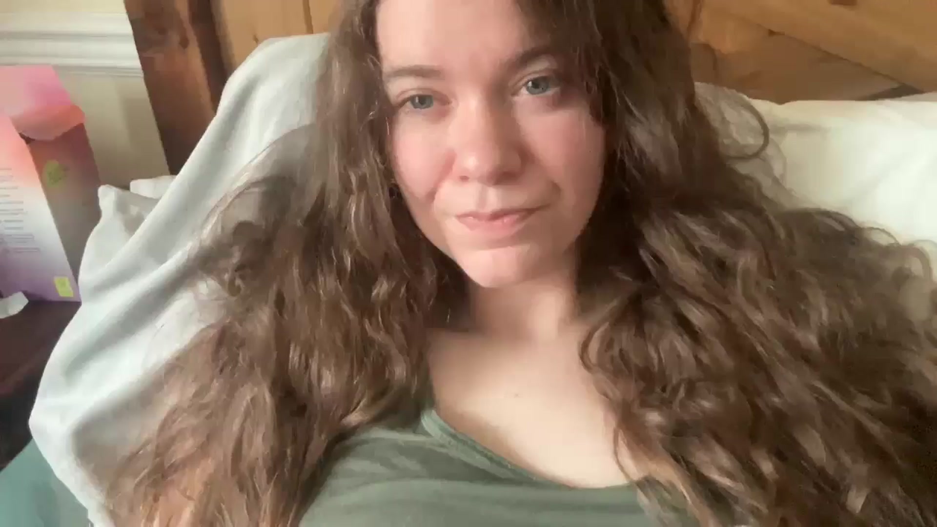 Gallery image thumbnail from Trixiegirl3's myfreecams stream on, 04/18/2026, 18:24 image 17 of 20