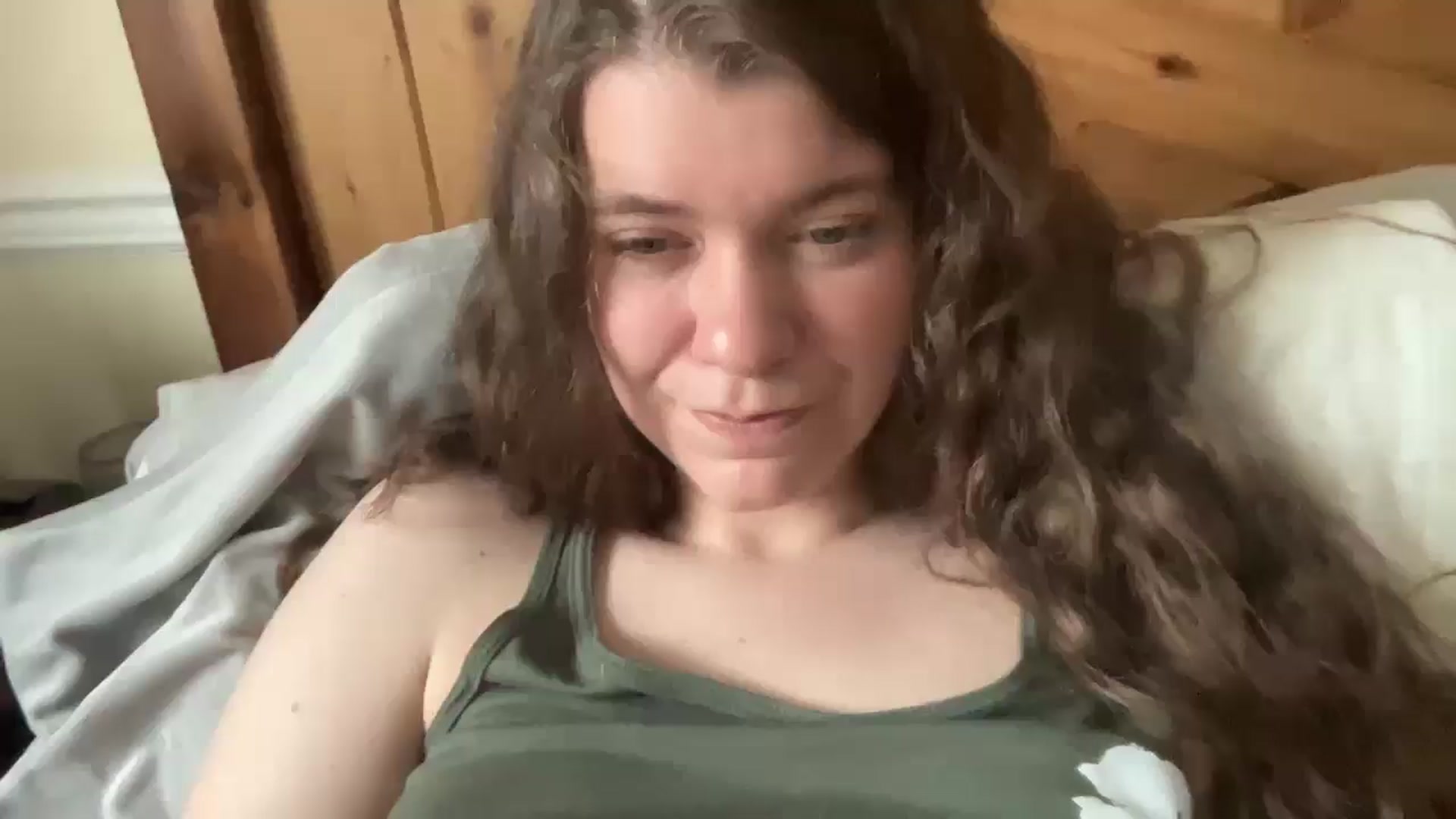Gallery image thumbnail from Trixiegirl3's myfreecams stream on, 04/18/2026, 18:50 image 1 of 20
