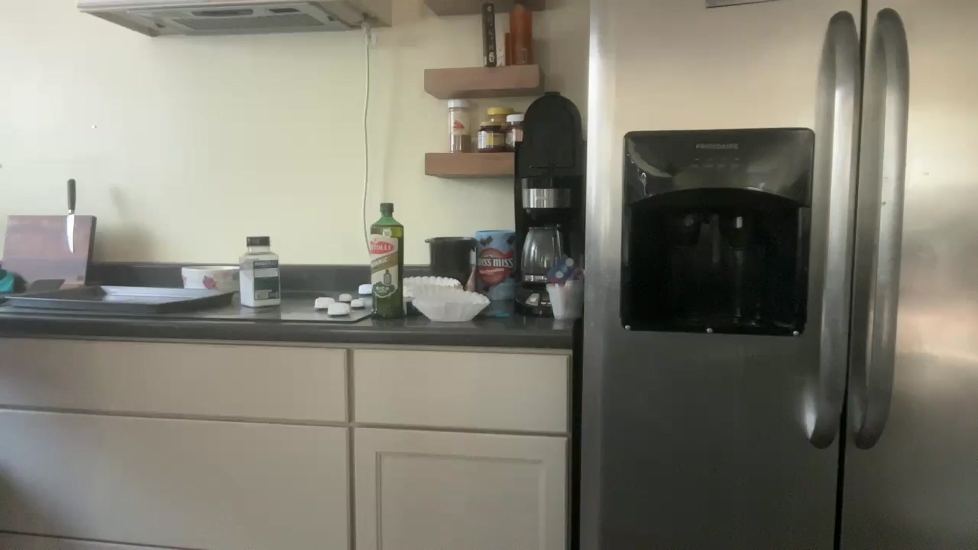 Gallery image thumbnail from Trixiegirl3's myfreecams stream on, 04/21/2026, 19:24 image 15 of 20