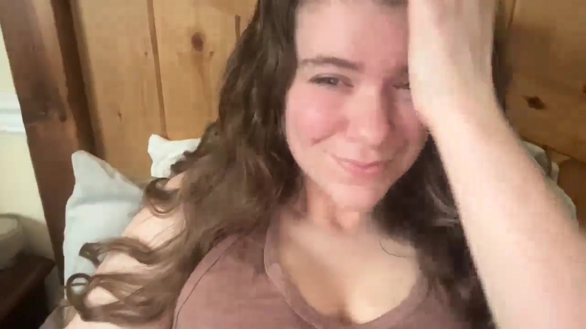 Gallery image thumbnail from Trixiegirl3's myfreecams stream on, 04/22/2026, 22:01 image 5 of 20