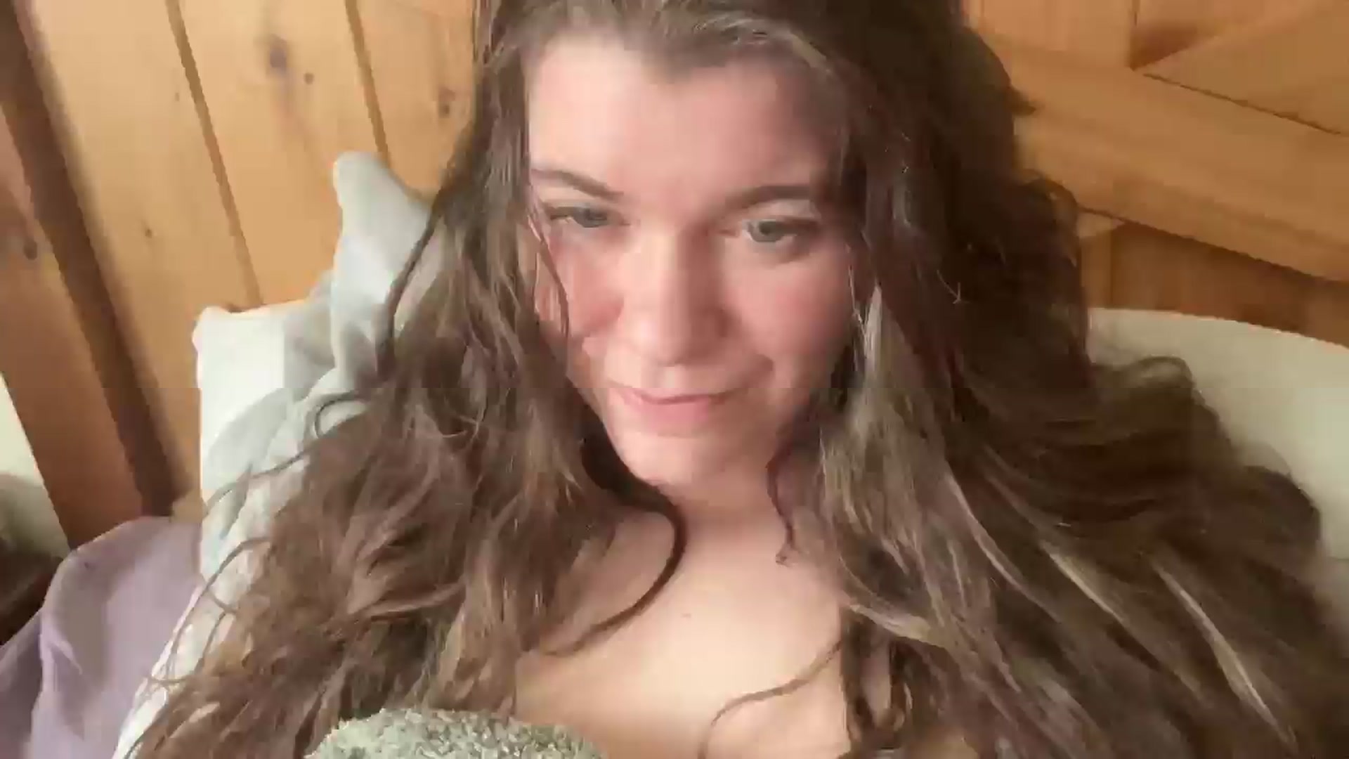 Gallery image thumbnail from Trixiegirl3's myfreecams stream on, 04/23/2026, 24:10 image 2 of 20
