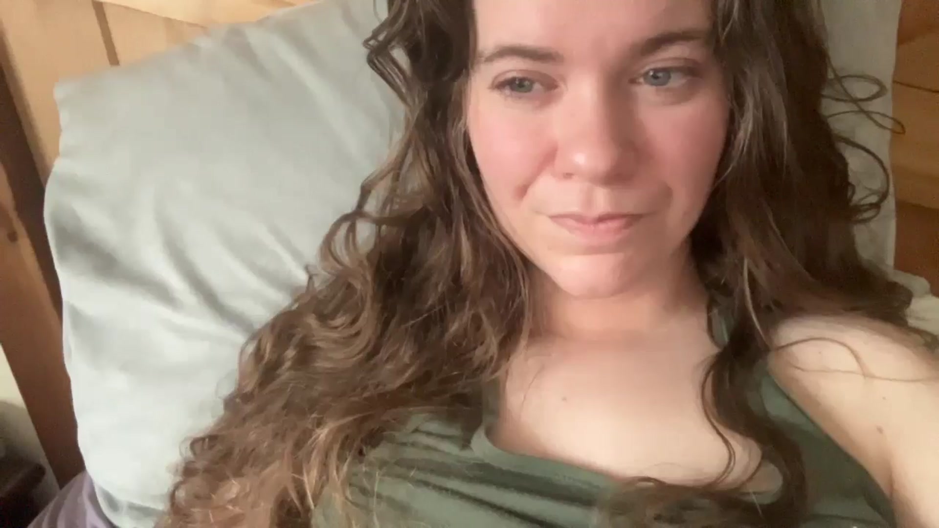 Gallery image thumbnail from Trixiegirl3's myfreecams stream on, 04/23/2026, 20:18 image 9 of 20