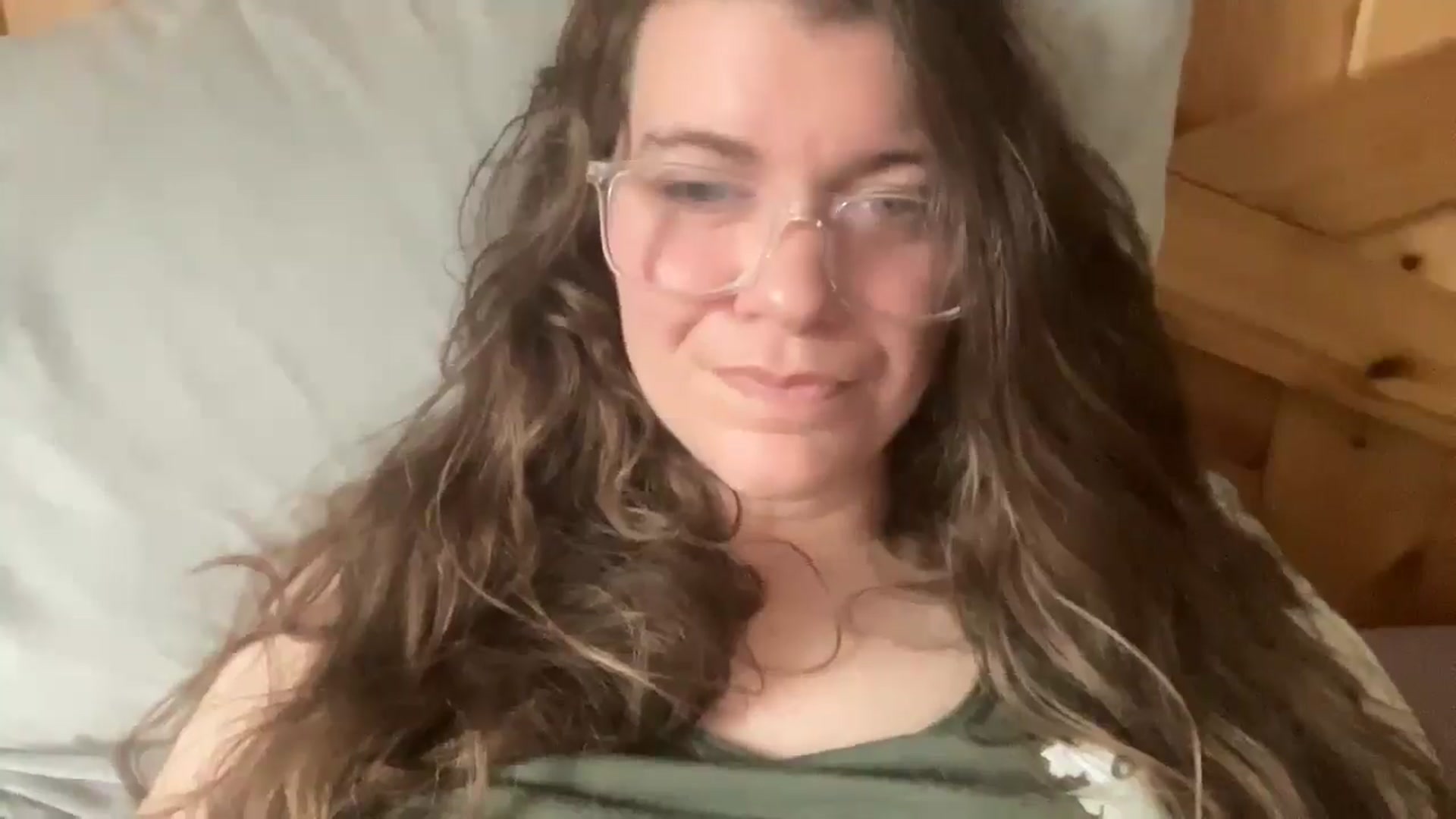 Gallery image thumbnail from Trixiegirl3's myfreecams stream on, 04/23/2026, 22:19 image 16 of 20