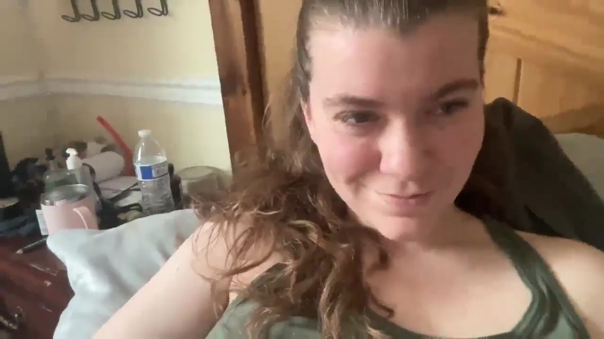 Gallery image thumbnail from Trixiegirl3's myfreecams stream on, 04/24/2026, 21:22 image 10 of 20