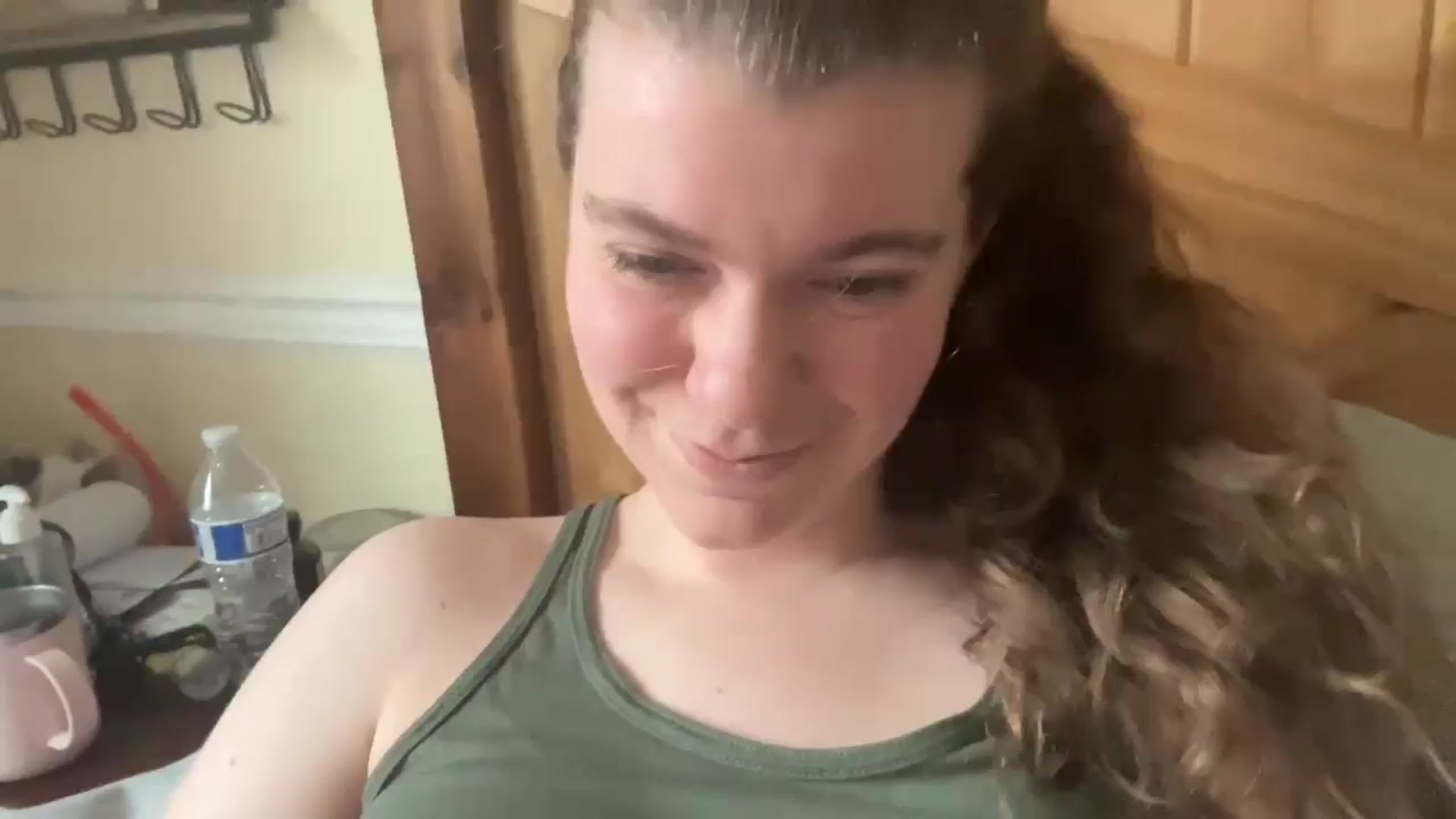 Gallery image thumbnail from Trixiegirl3's myfreecams stream on, 04/24/2026, 21:22 image 18 of 20