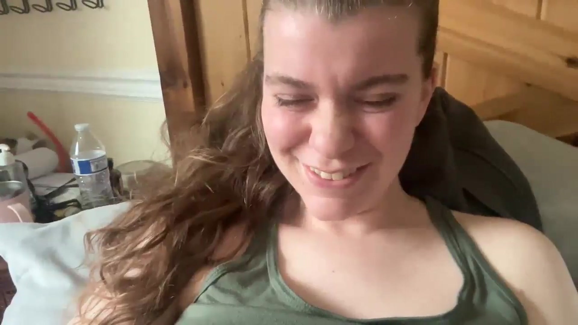 Gallery image thumbnail from Trixiegirl3's myfreecams stream on, 04/24/2026, 21:22 image 14 of 20