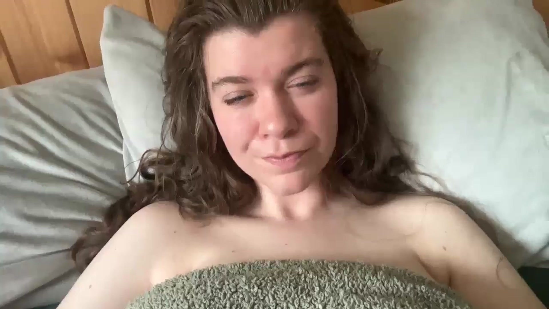 Gallery image thumbnail from Trixiegirl3's myfreecams stream on, 04/26/2026, 19:40 image 13 of 20
