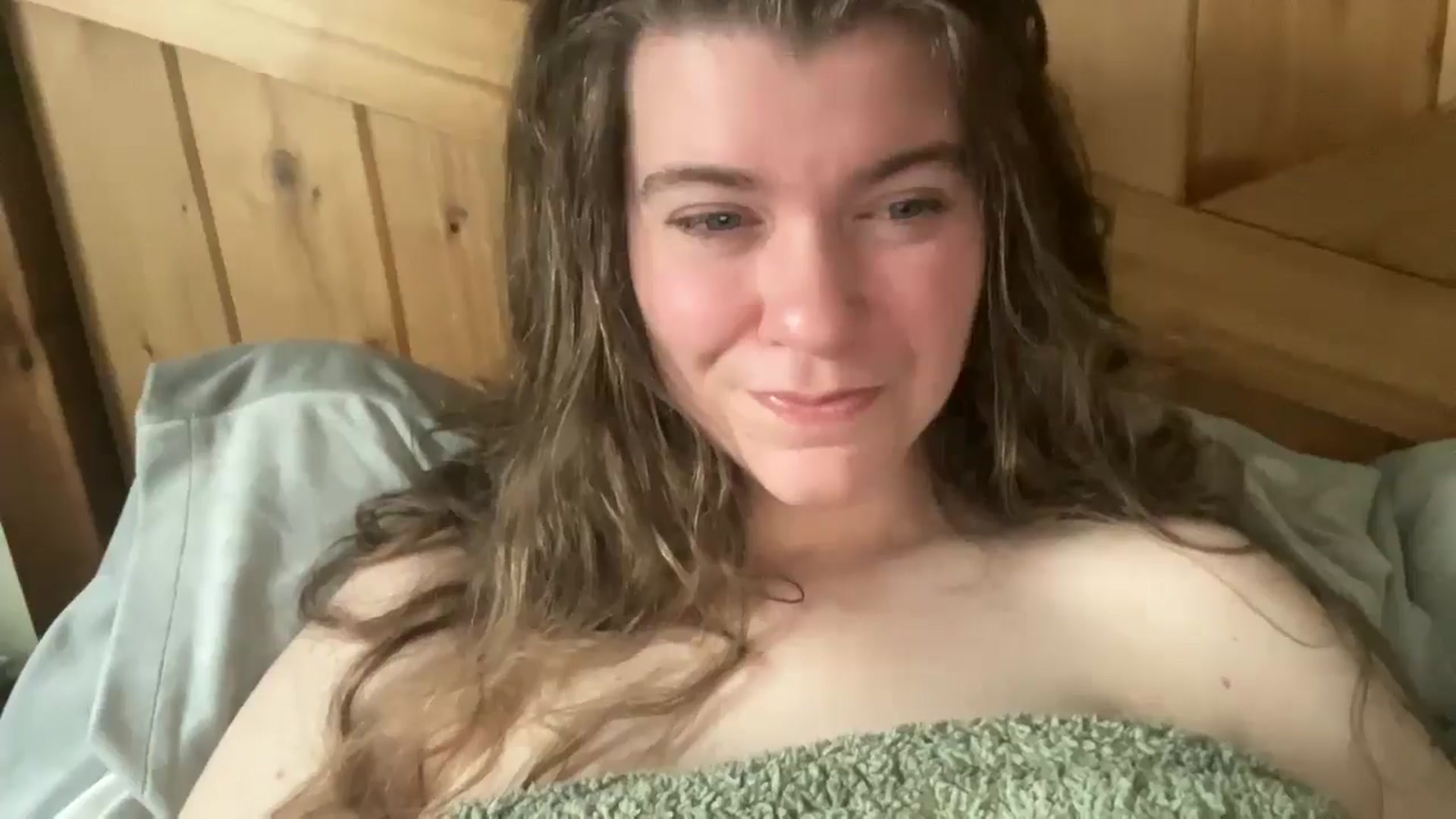 Gallery image thumbnail from Trixiegirl3's myfreecams stream on, 04/27/2026, 18:59 image 19 of 20