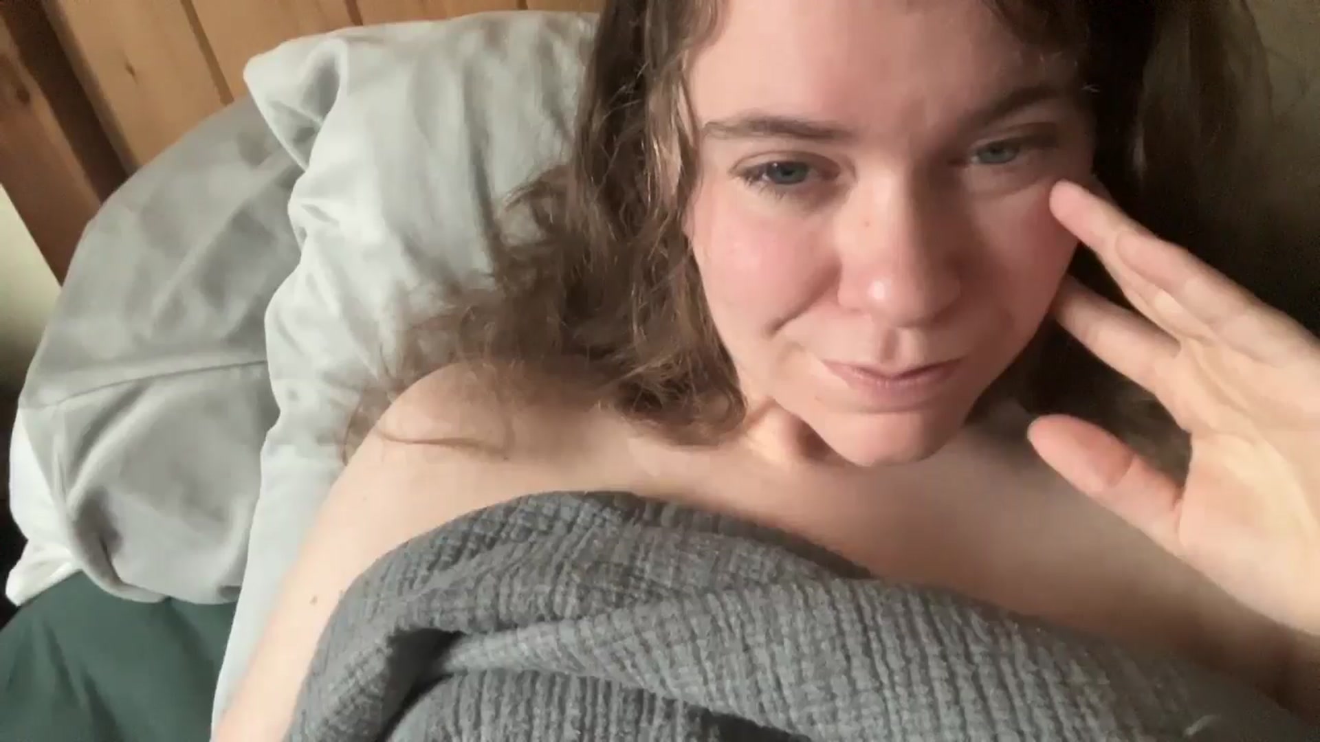 Gallery image thumbnail from Trixiegirl3's myfreecams stream on, 04/30/2026, 23:15 image 17 of 20