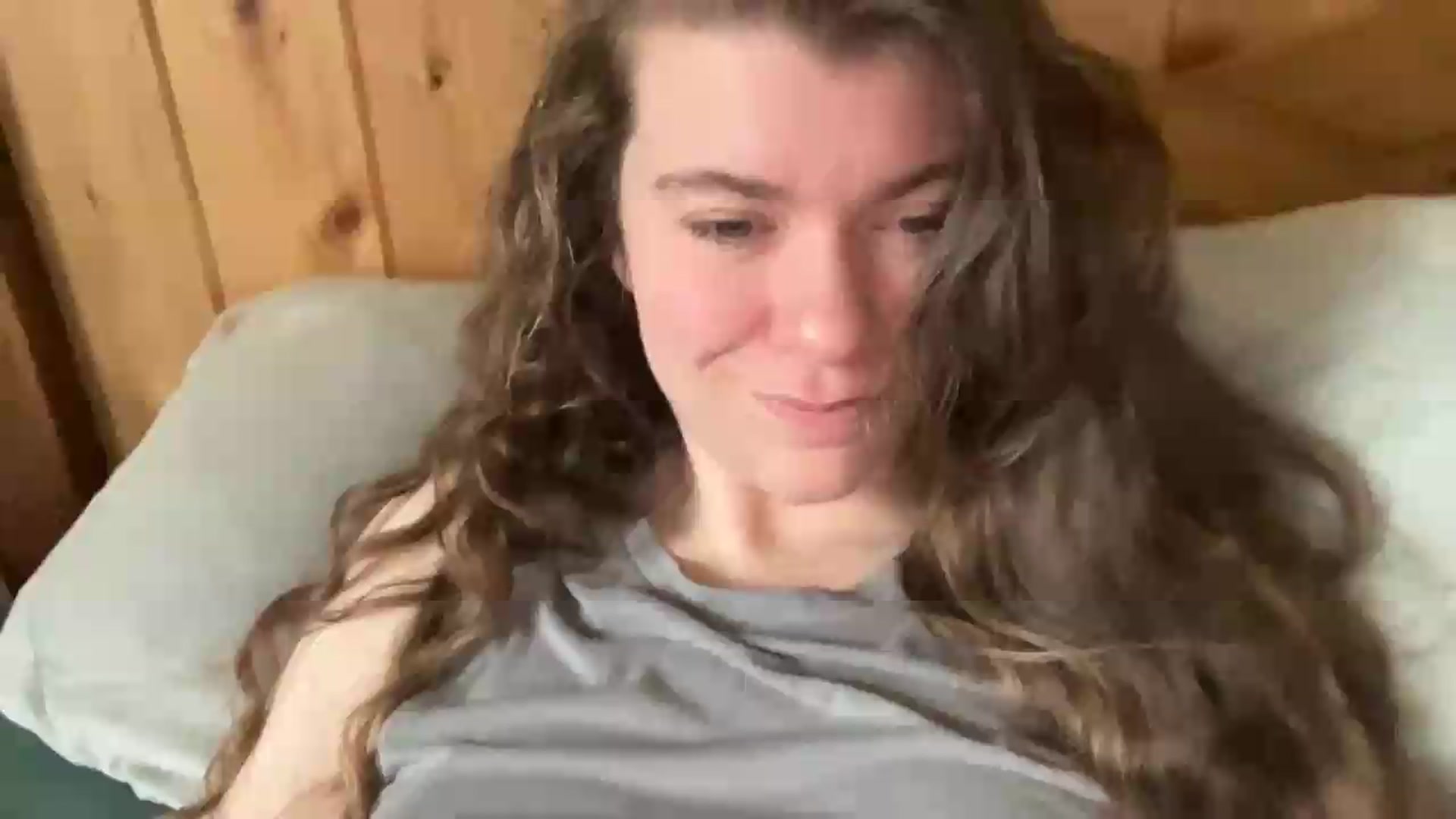 Gallery image thumbnail from Trixiegirl3's myfreecams stream on, 05/02/2026, 19:25 image 16 of 20