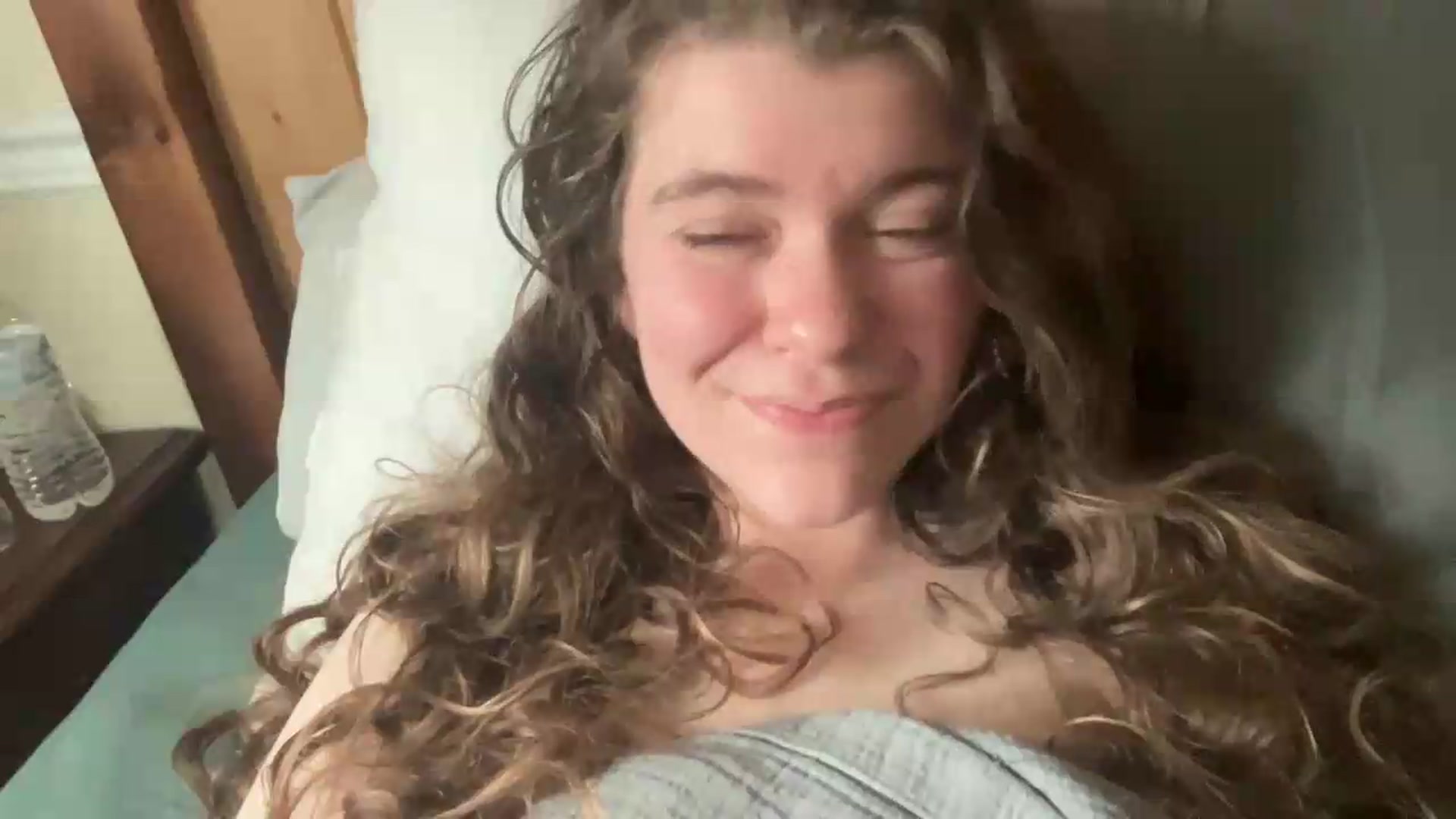 Gallery image thumbnail from Trixiegirl3's myfreecams stream on, 05/12/2026, 19:23 image 18 of 20